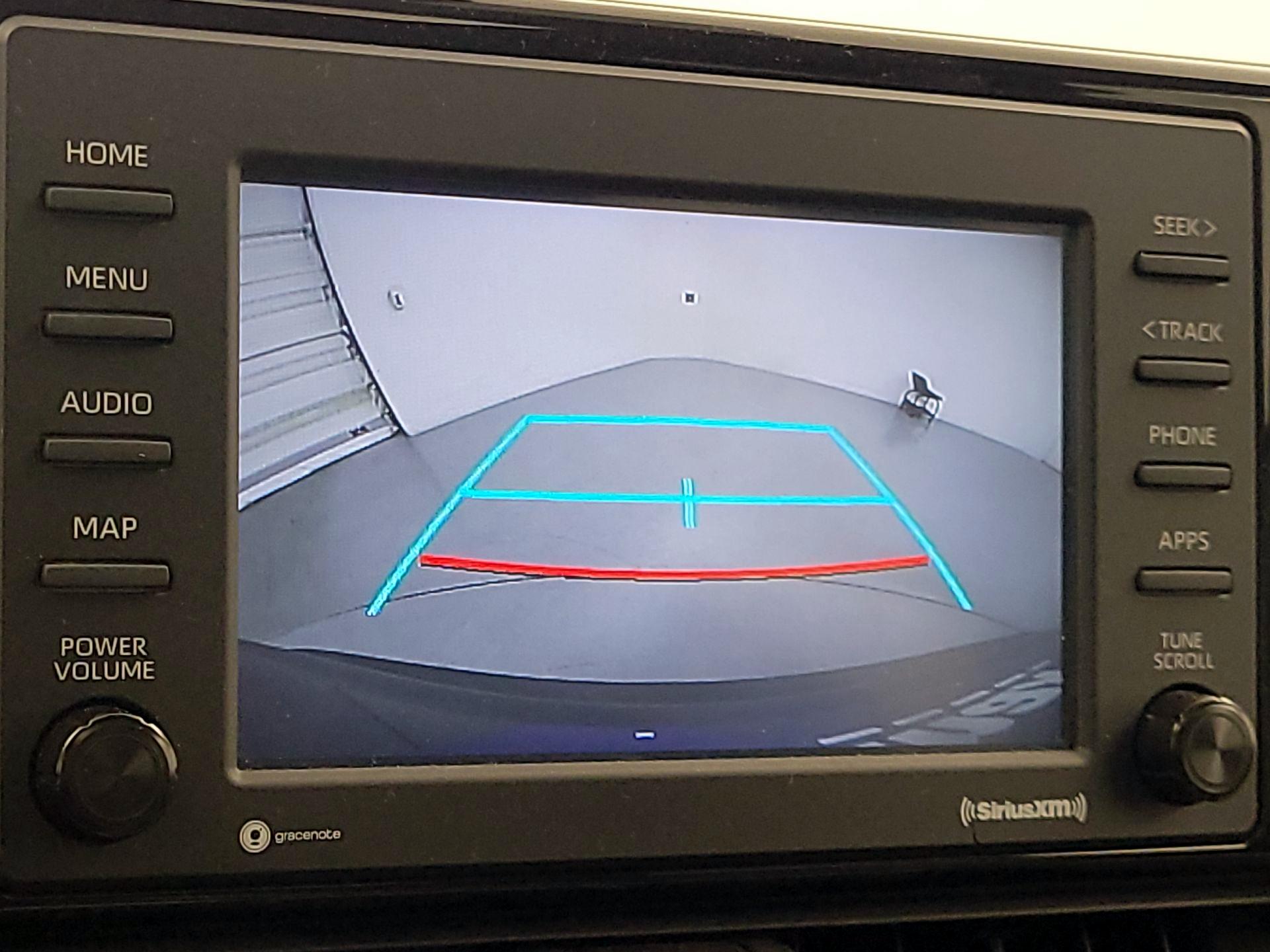 Thumbnail: 2021 Toyota RAV4 - 15