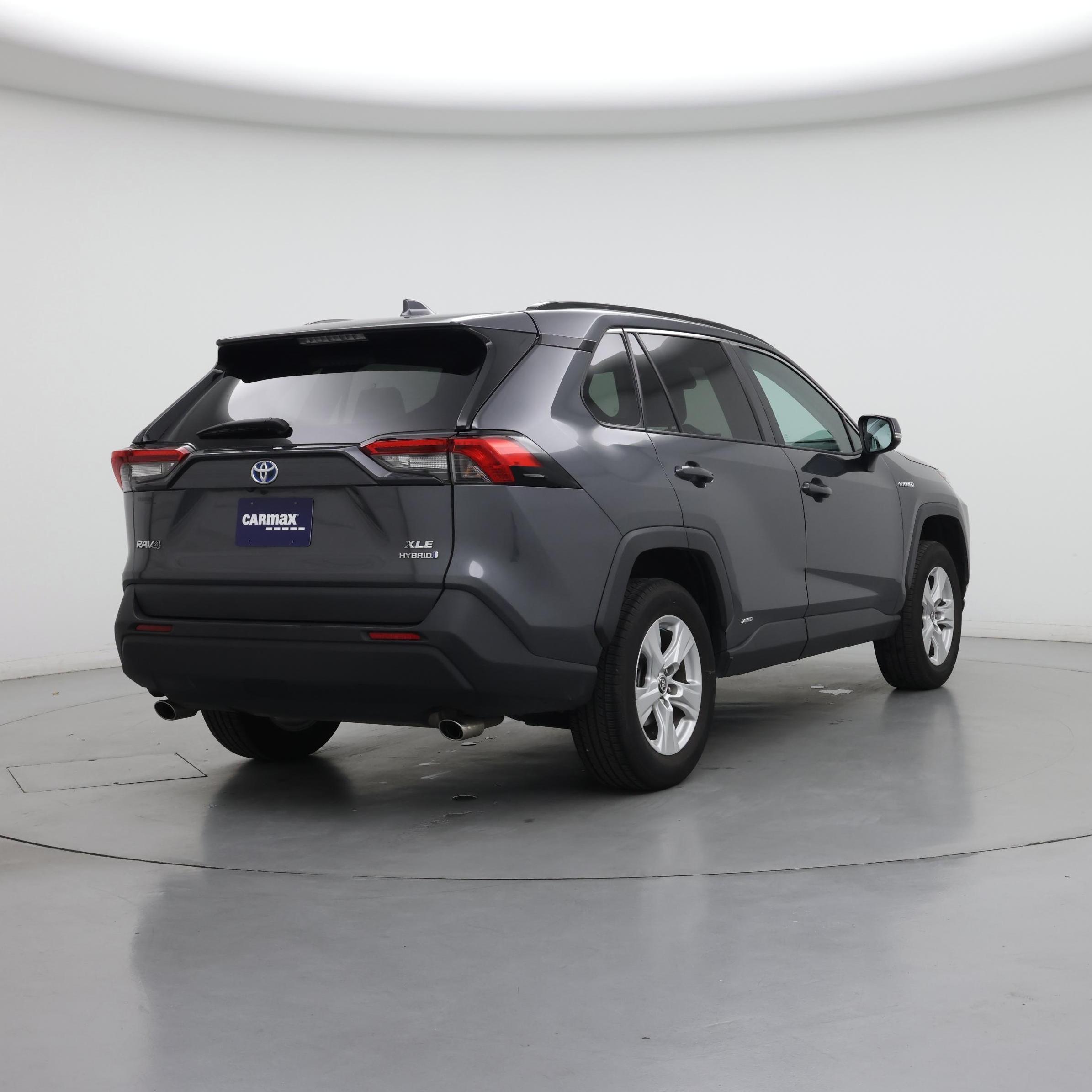 Thumbnail: 2021 Toyota RAV4 - 8