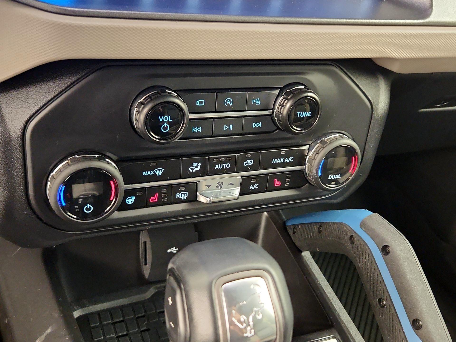 Thumbnail: 2024 Ford Bronco - 17