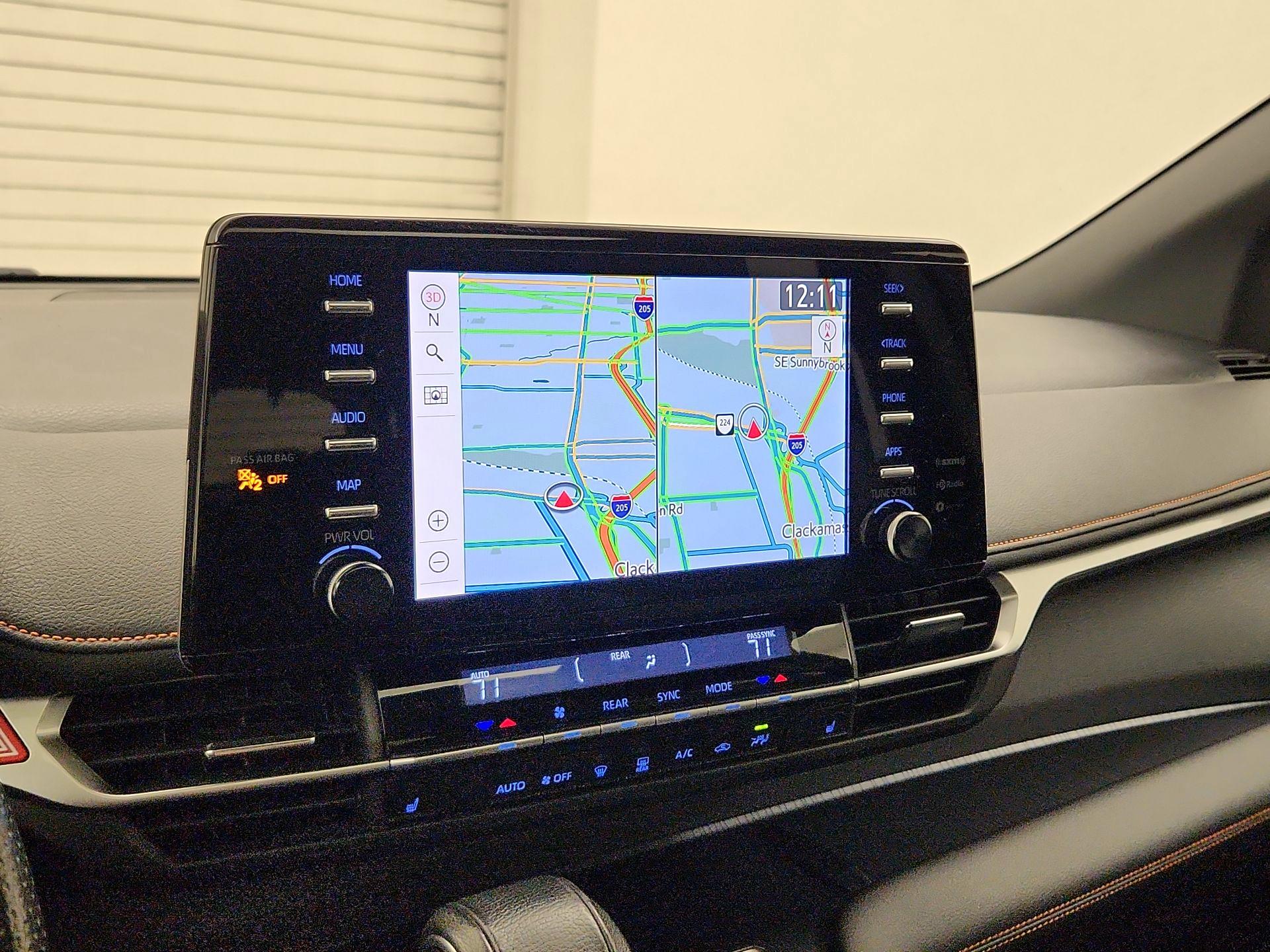 Thumbnail: 2021 Toyota Sienna - 14