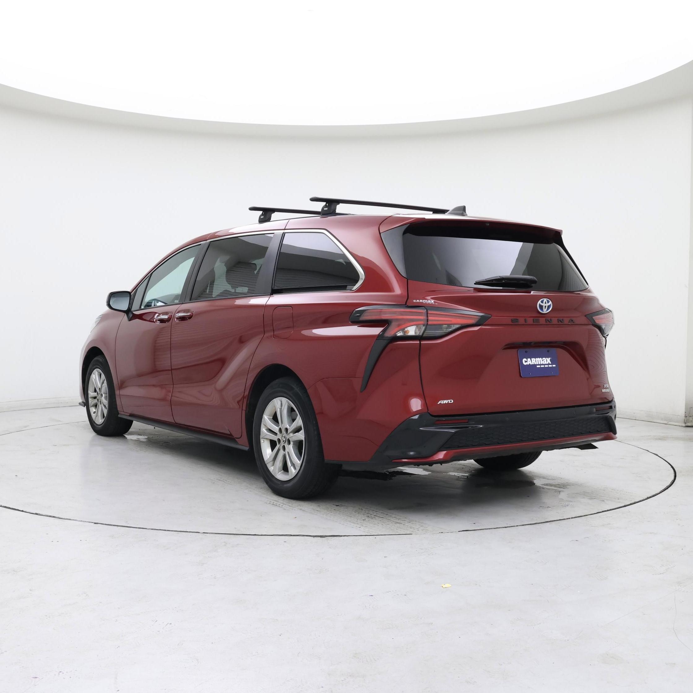 Thumbnail: 2021 Toyota Sienna - 2