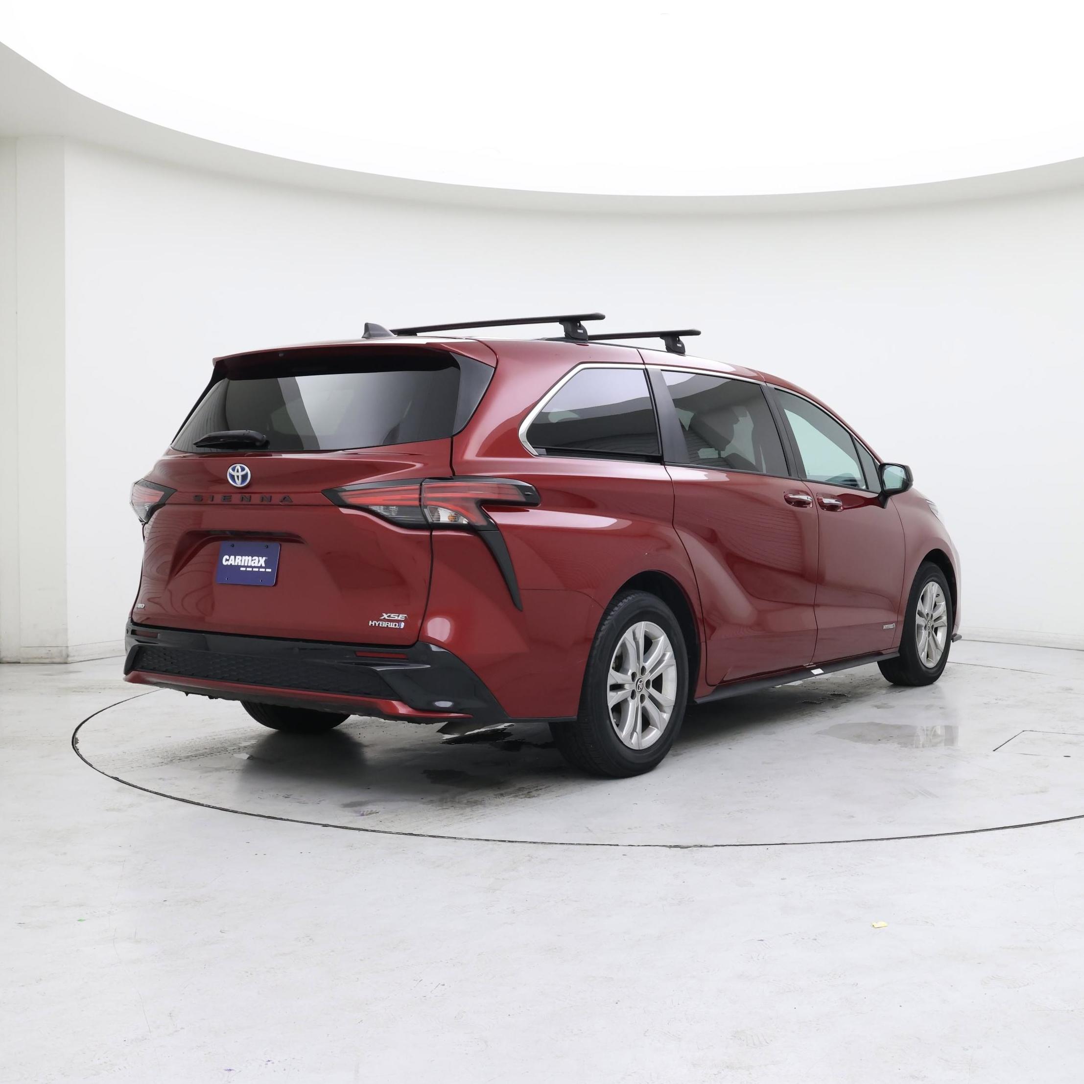 Thumbnail: 2021 Toyota Sienna - 8