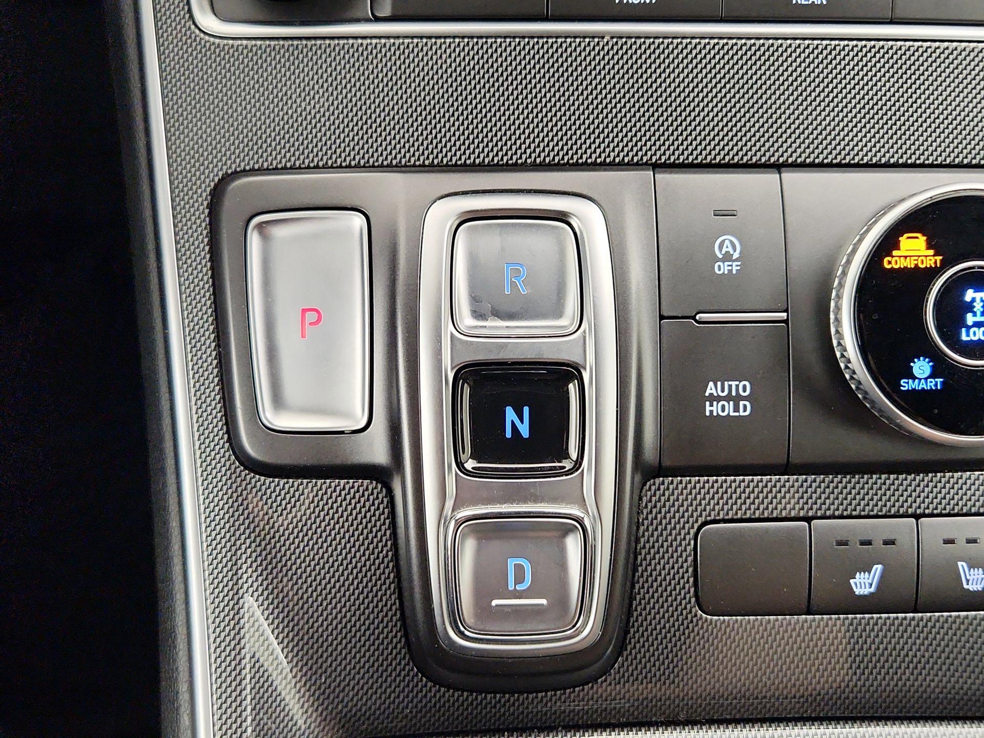 Thumbnail: 2022 Hyundai Santa Fe - 17