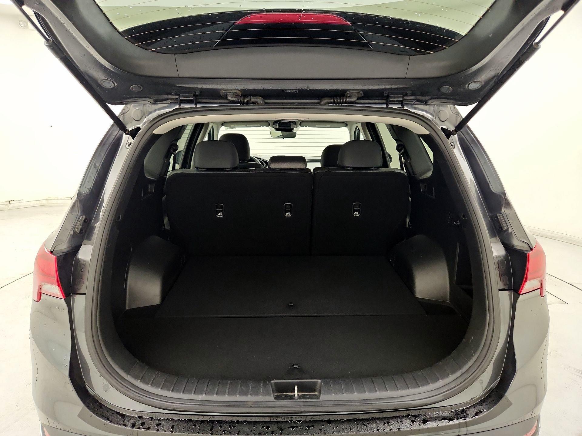 Thumbnail: 2022 Hyundai Santa Fe - 20