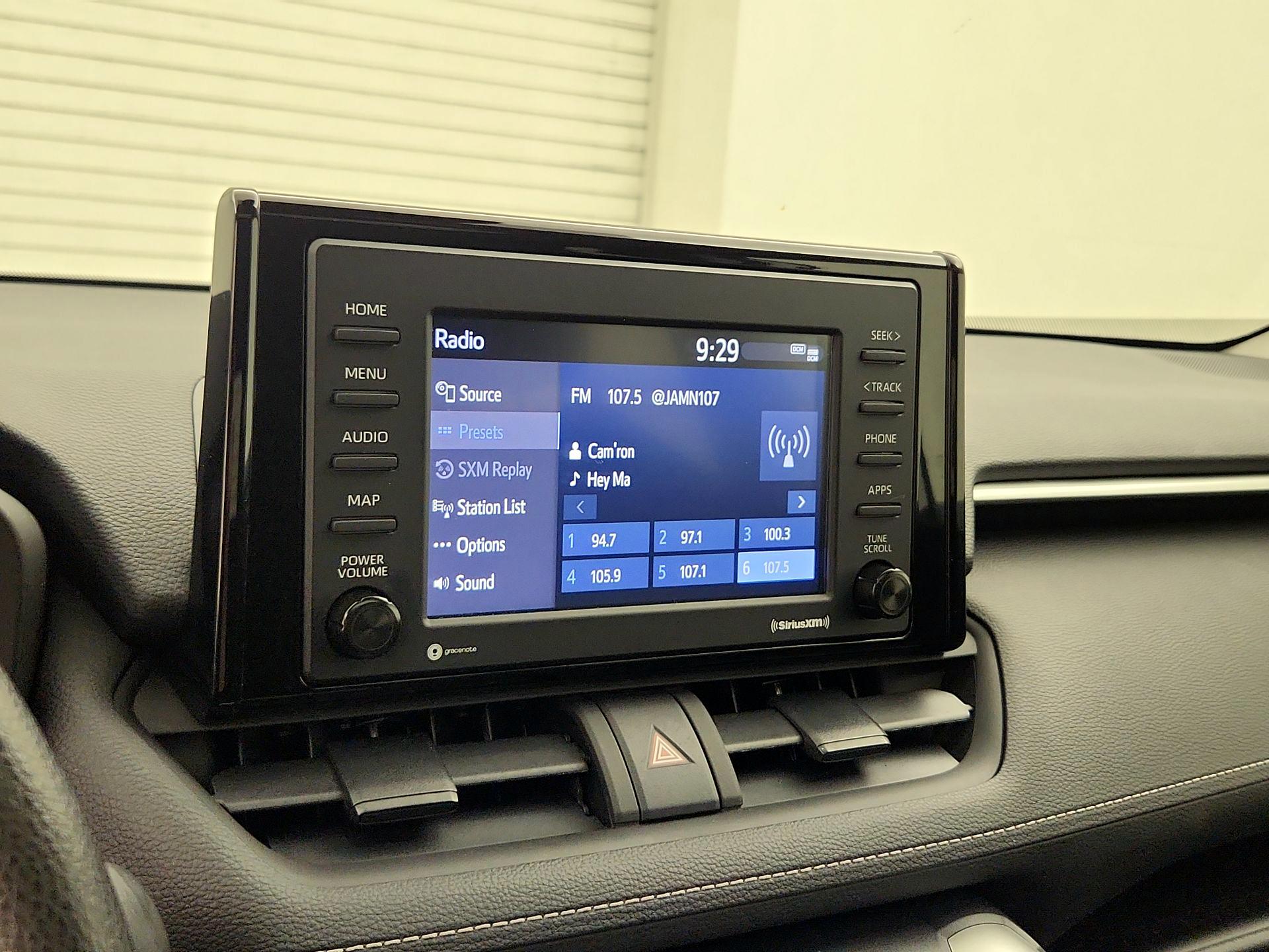 Thumbnail: 2022 Toyota RAV4 - 15