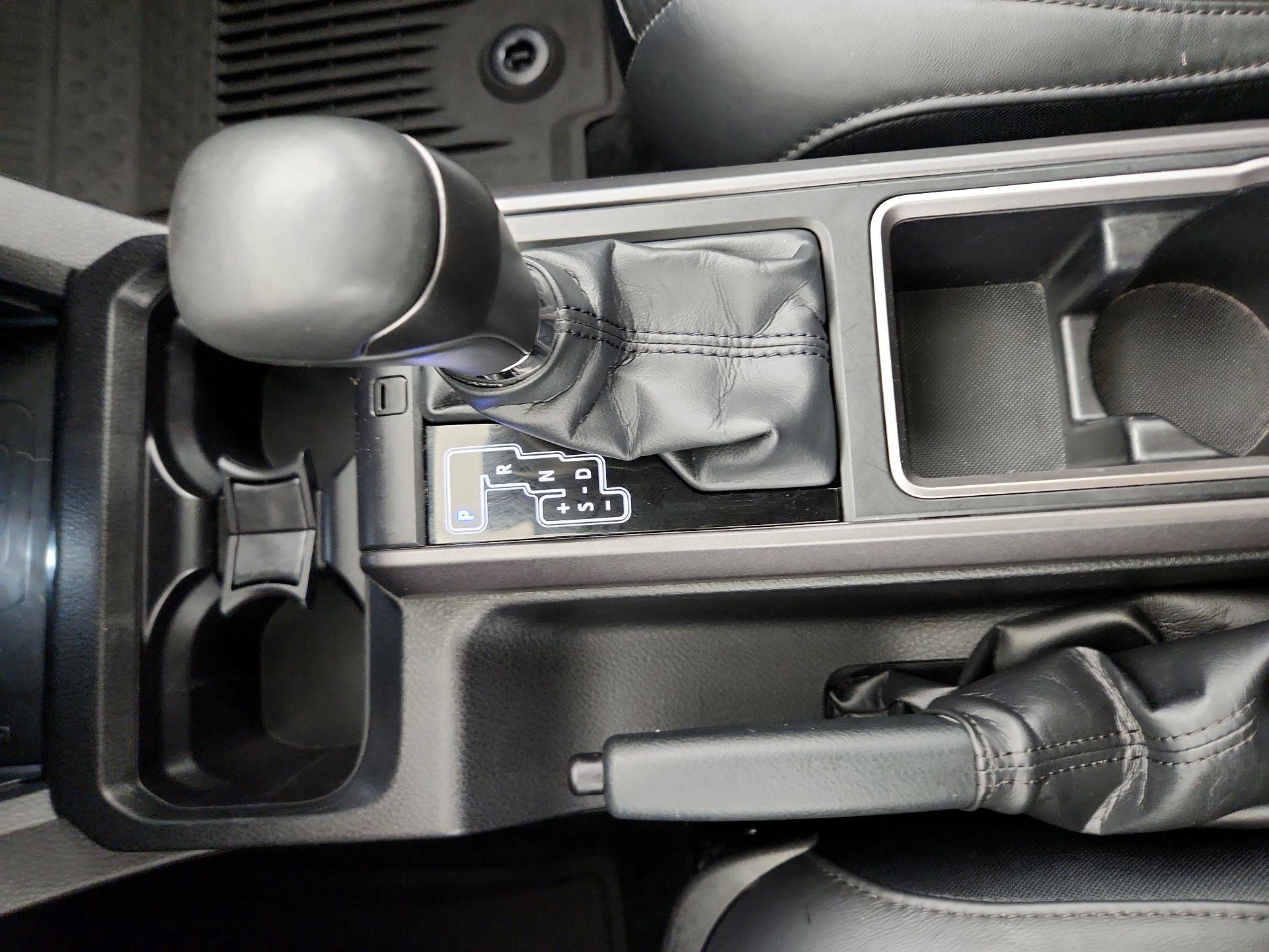 Thumbnail: 2022 Toyota Tacoma - 18