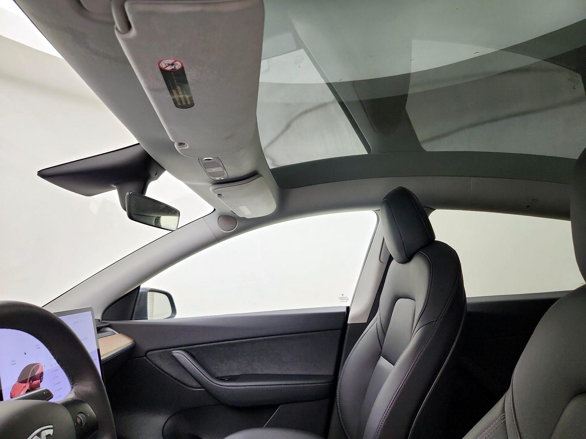 Thumbnail: 2021 Tesla Model Y - 19