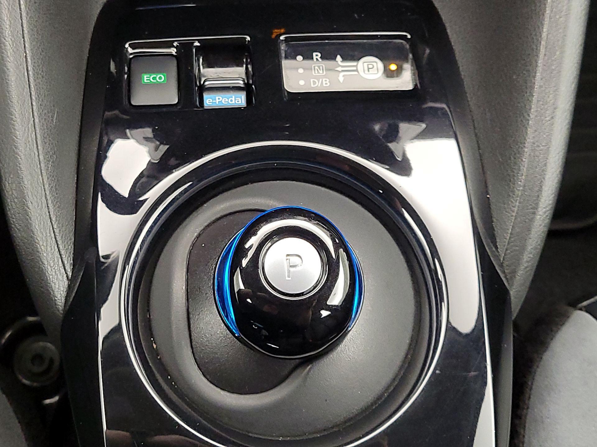 Thumbnail: 2019 Nissan Leaf - 18