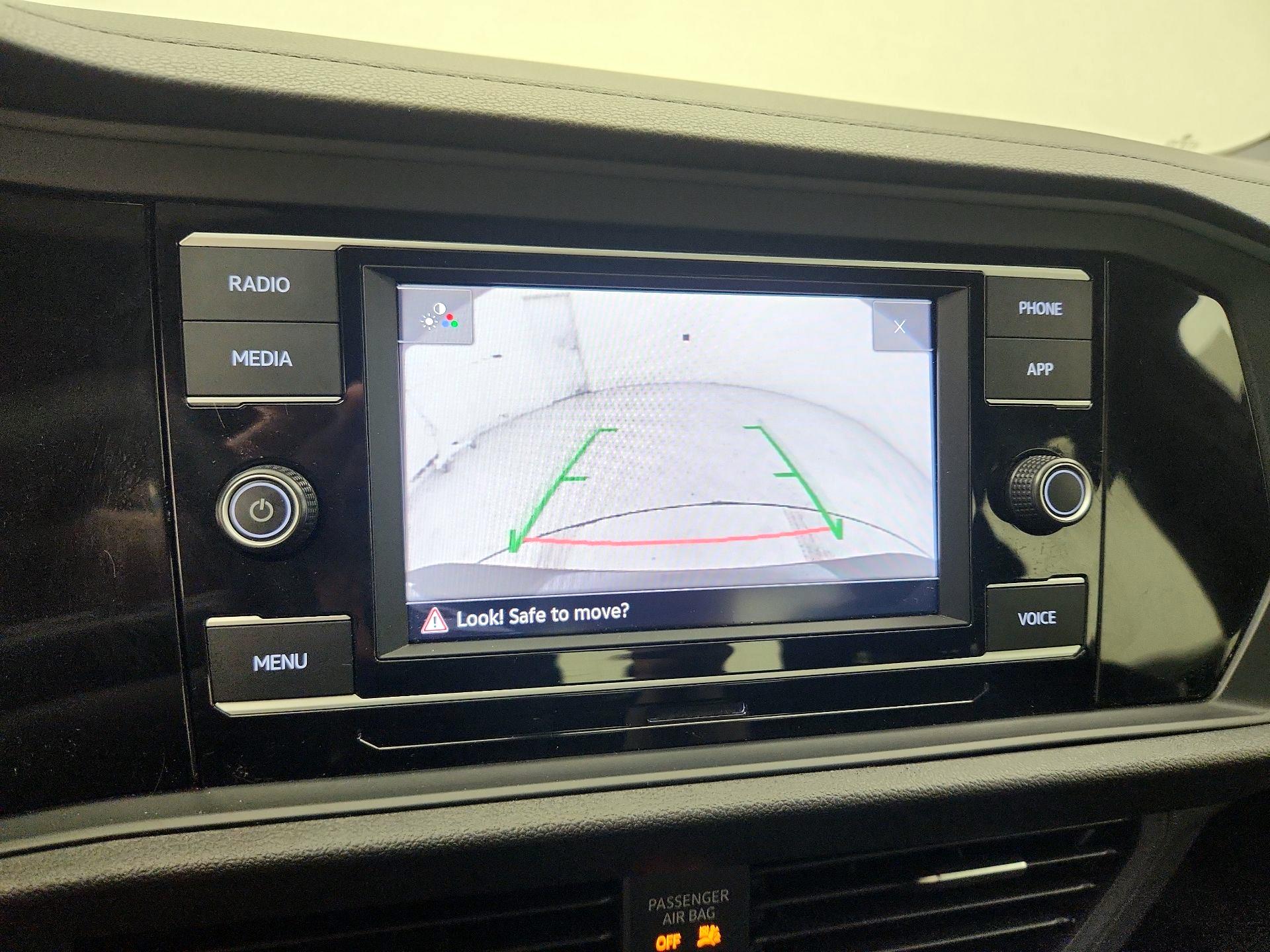 Thumbnail: 2022 Volkswagen Jetta - 14