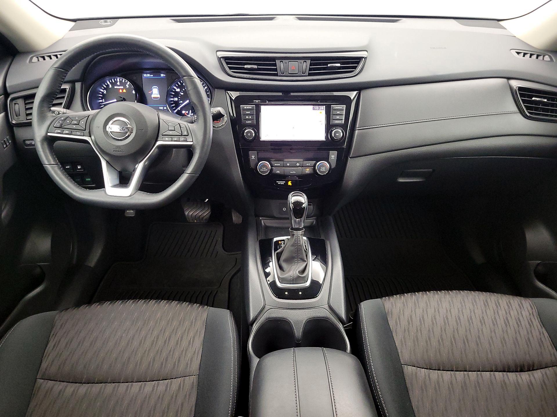 Thumbnail: 2018 Nissan Rogue - 9