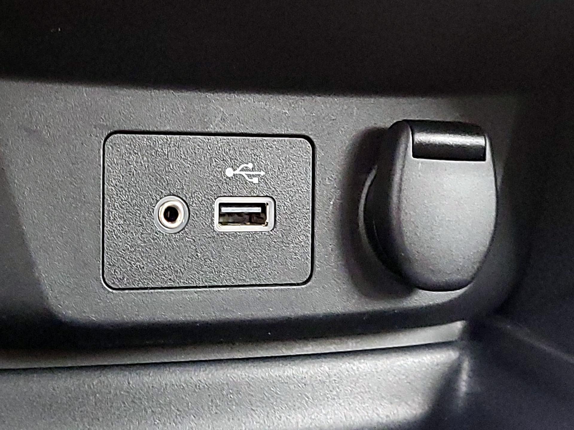 Thumbnail: 2018 Nissan Rogue - 19