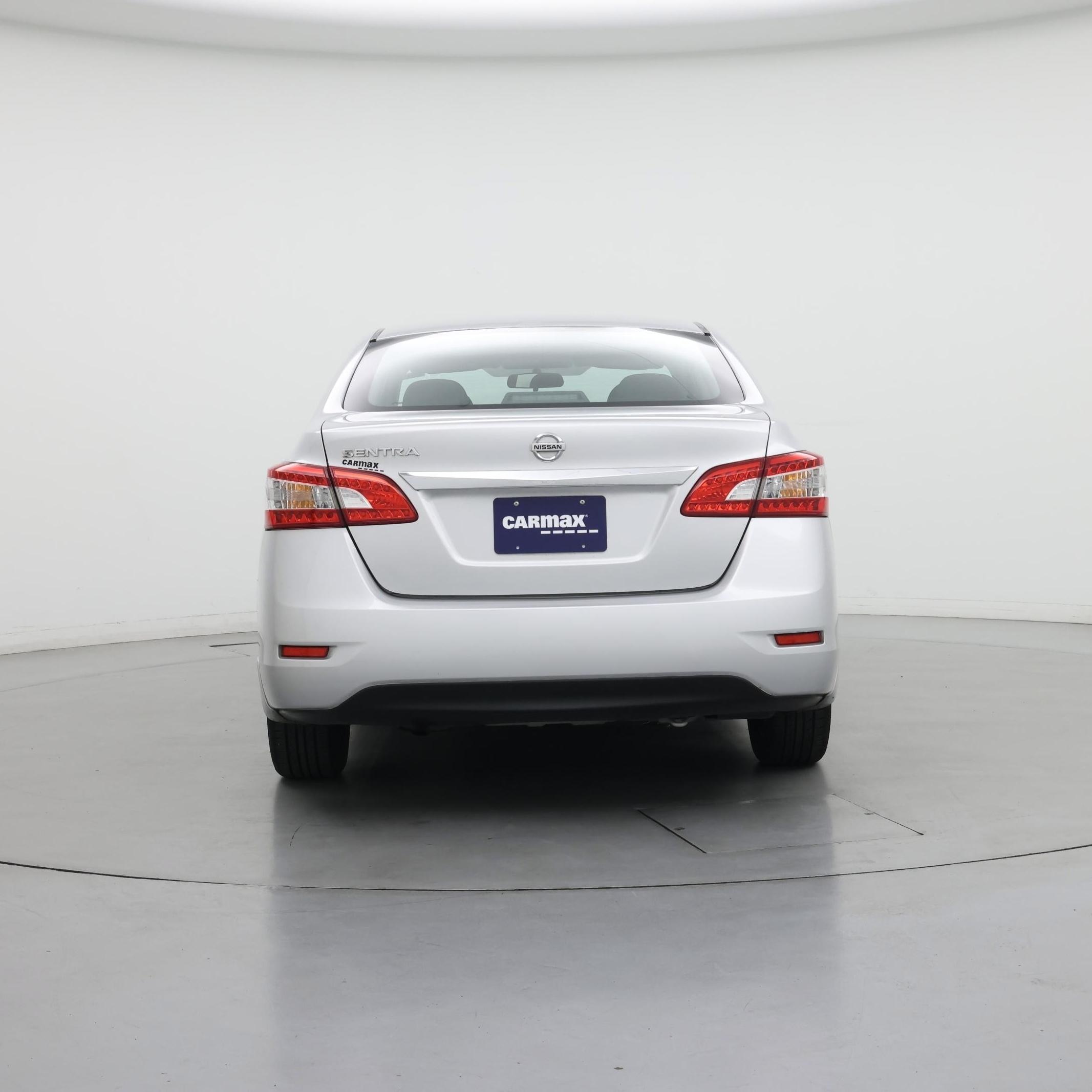 Thumbnail: 2015 Nissan Sentra - 6