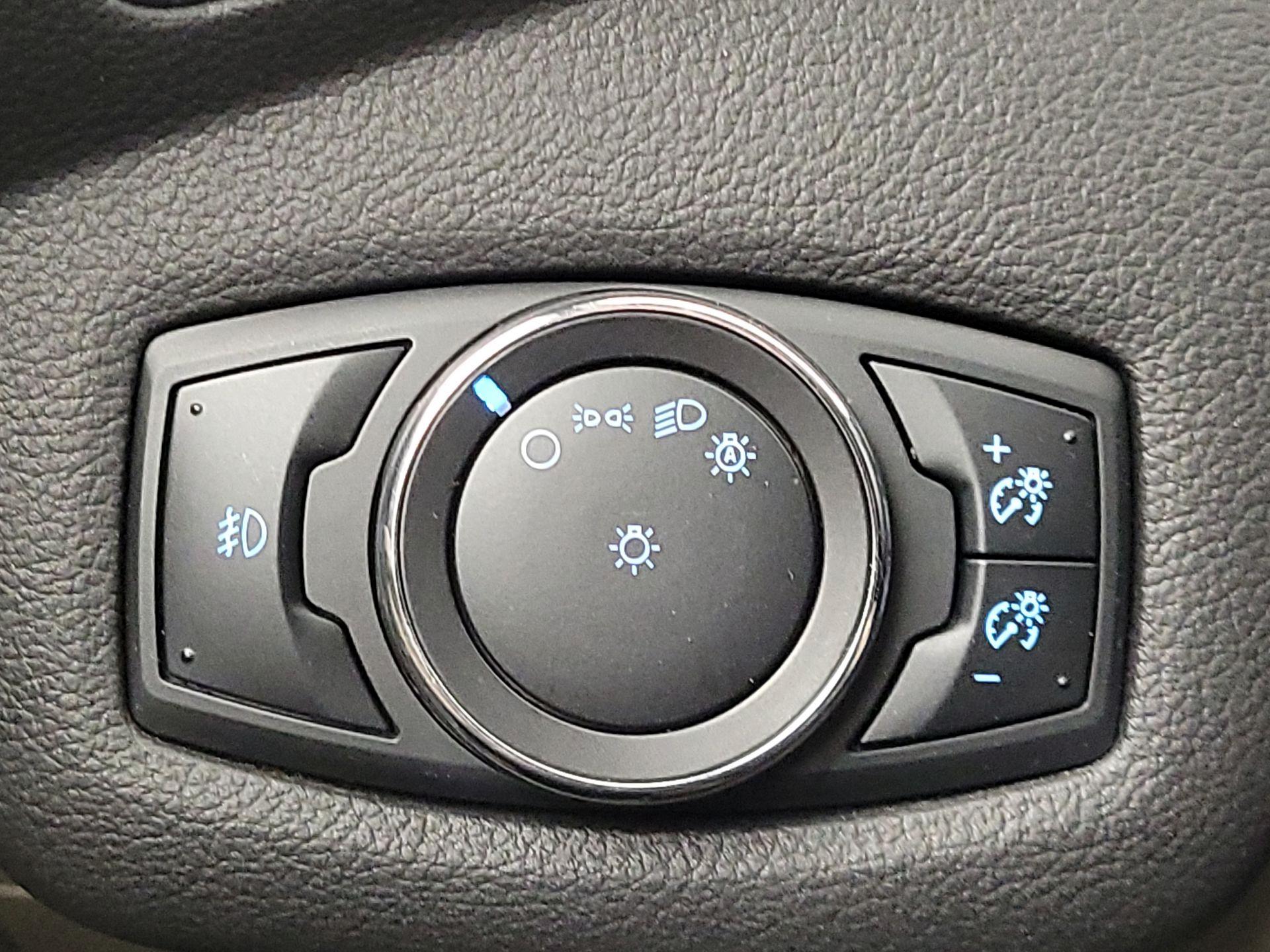 Thumbnail: 2014 Ford Escape - 13