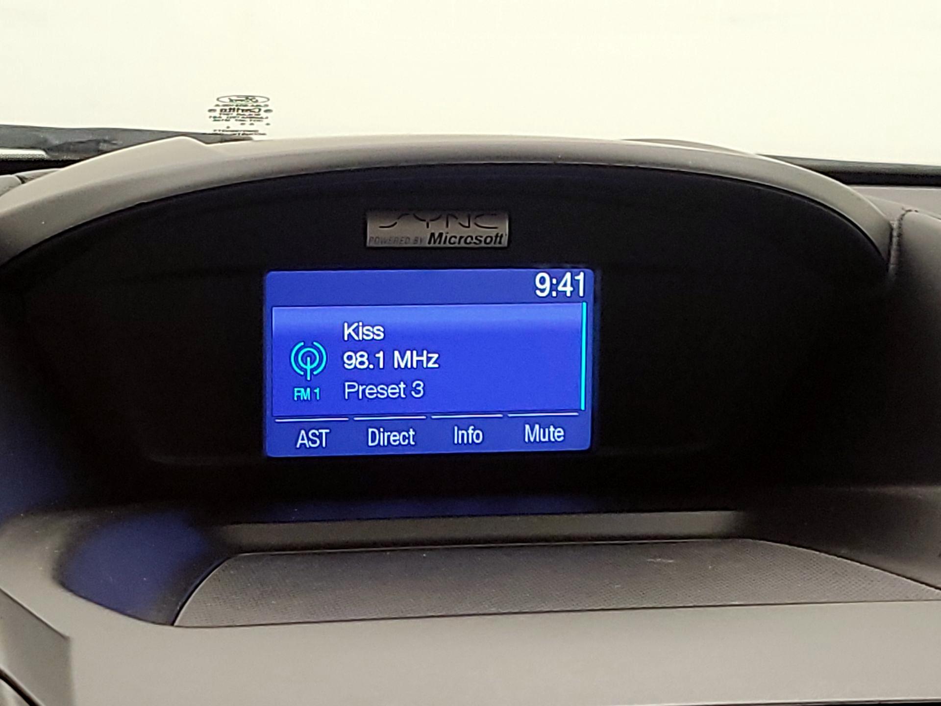 Thumbnail: 2014 Ford Escape - 15