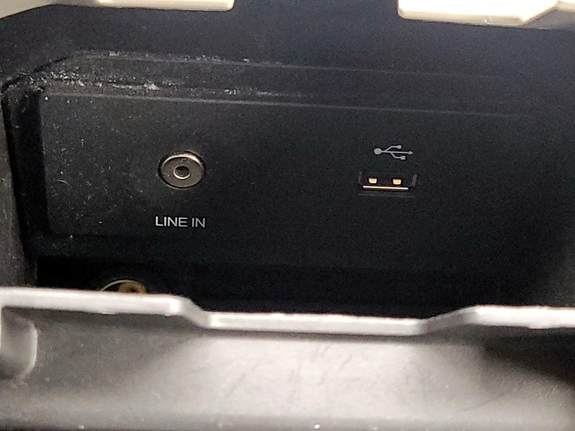 Thumbnail: 2014 Ford Escape - 18