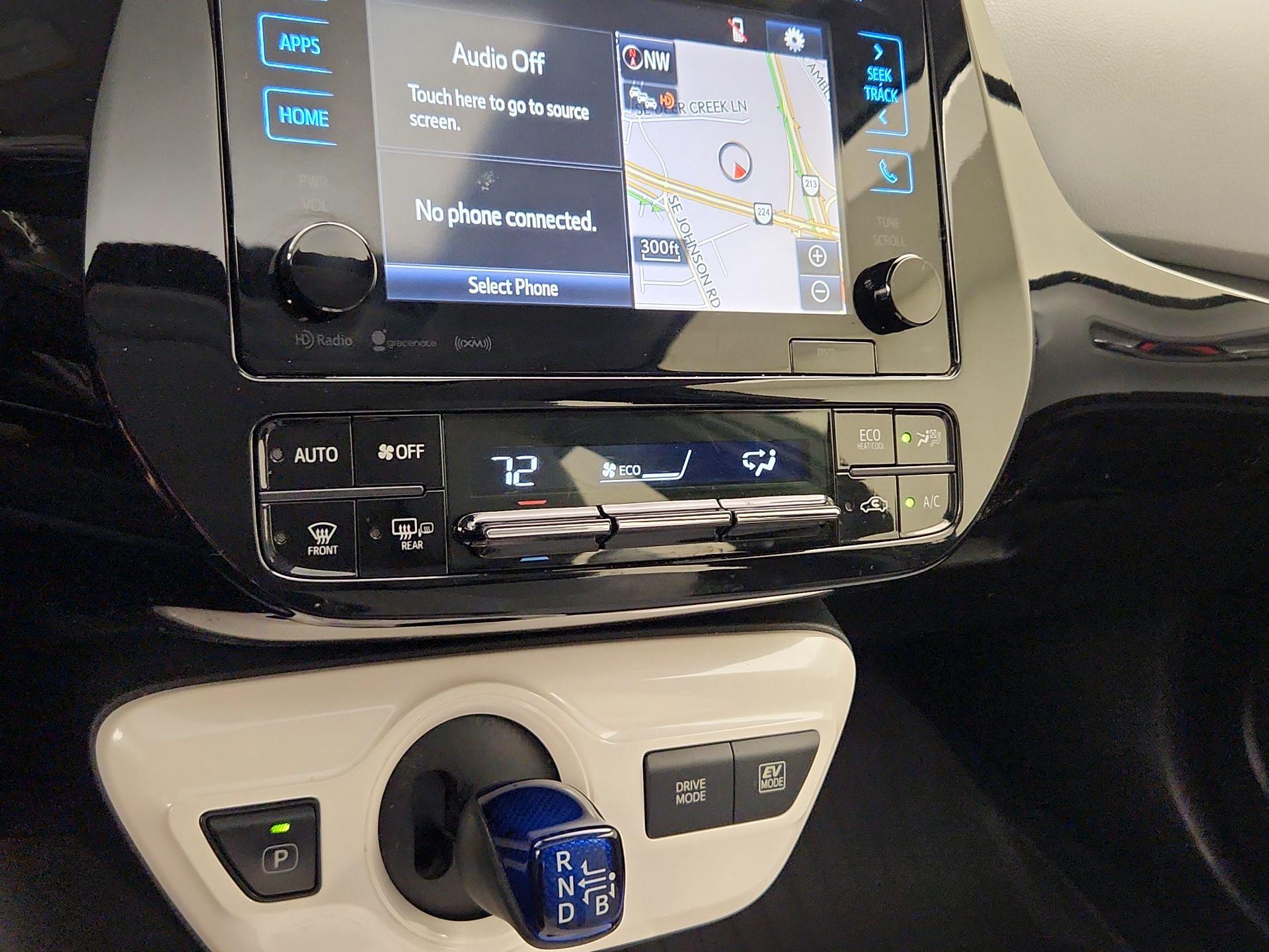 Thumbnail: 2016 Toyota Prius - 16