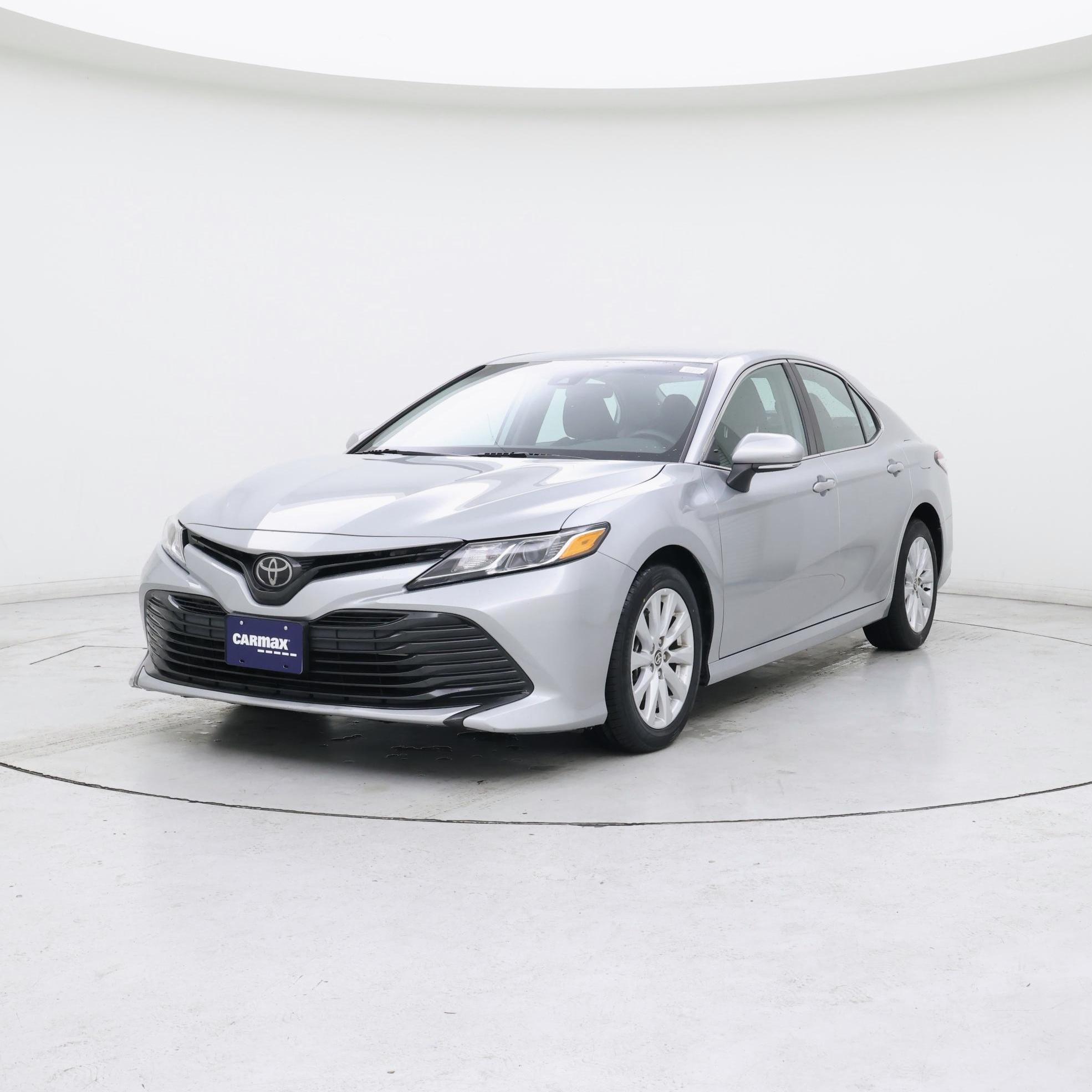 Thumbnail: 2020 Toyota Camry - 4