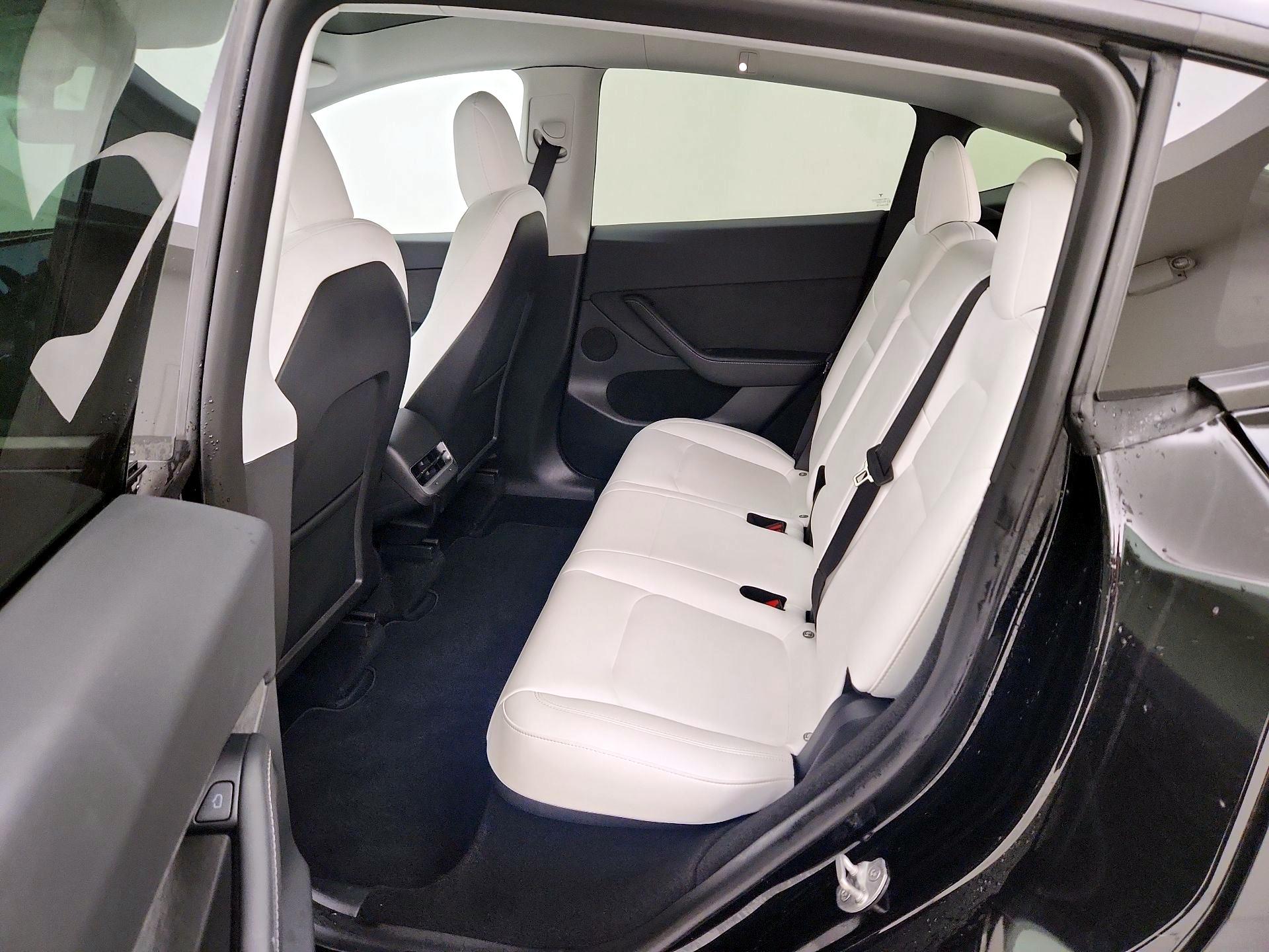 Thumbnail: 2023 Tesla Model Y - 20