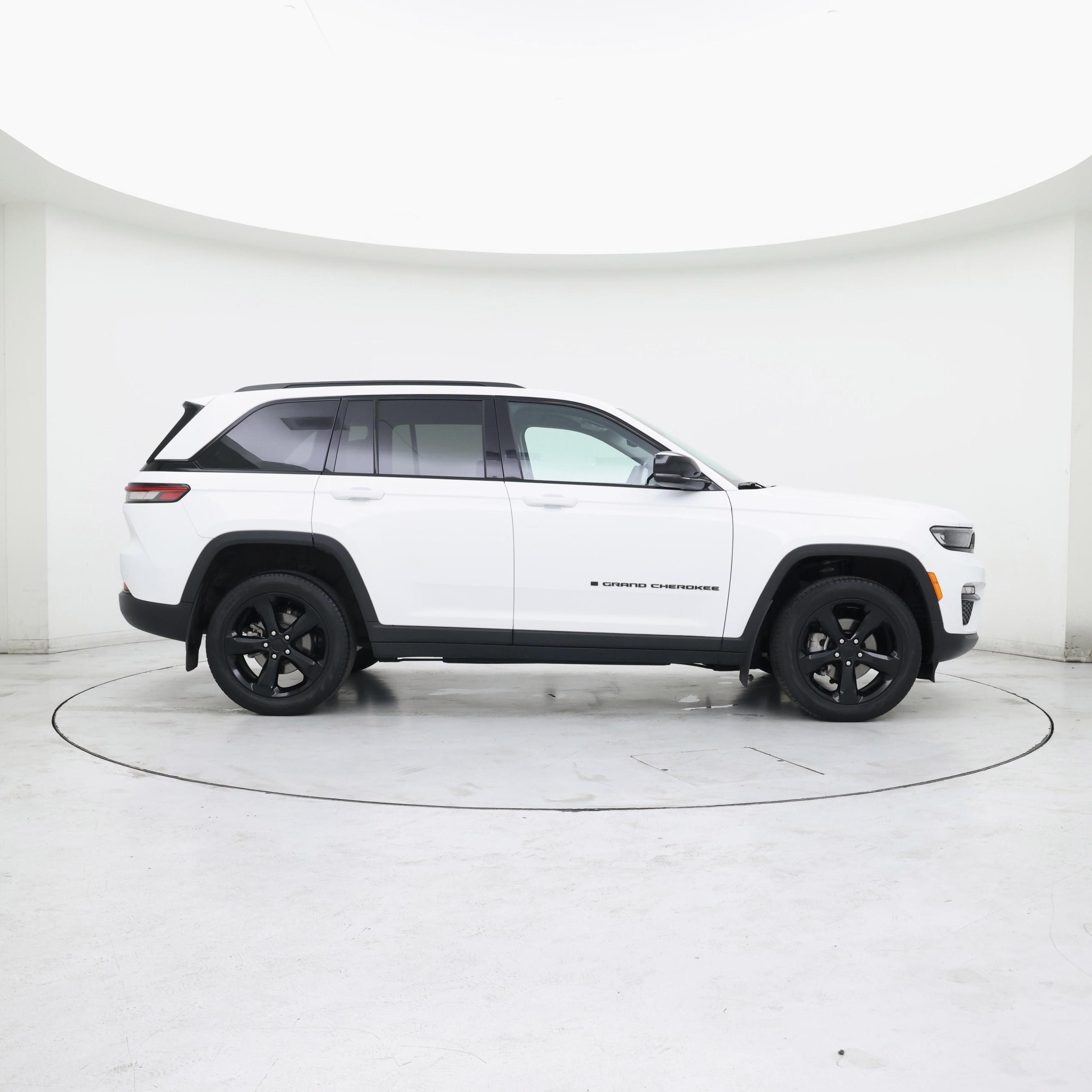 Thumbnail: 2024 Jeep Grand Cherokee - 7