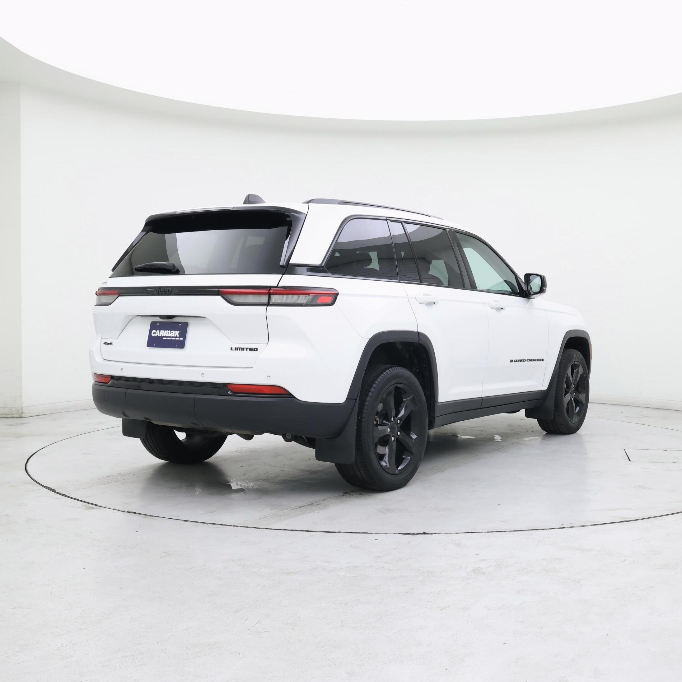 Thumbnail: 2024 Jeep Grand Cherokee - 8