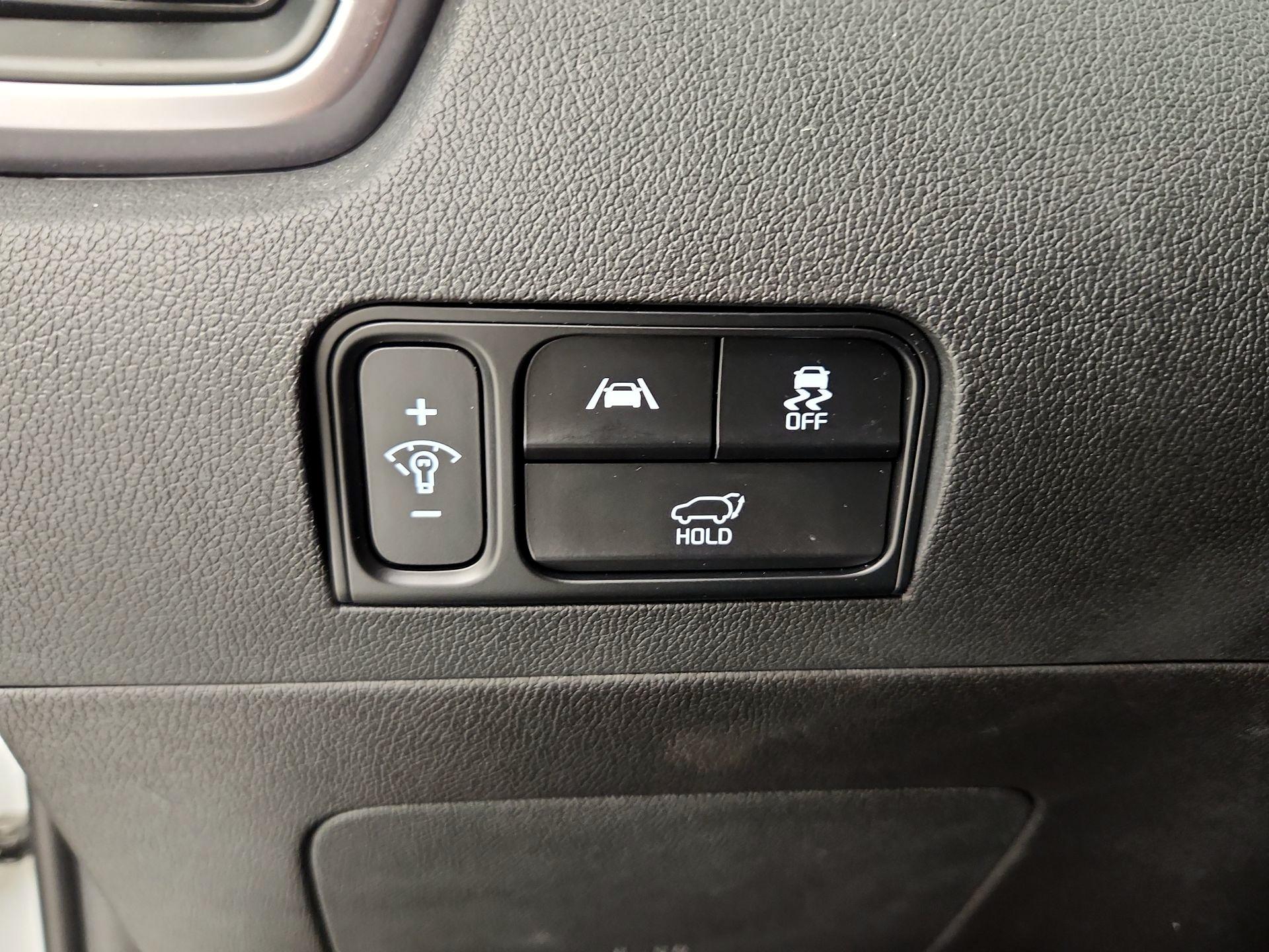 Thumbnail: 2023 Kia Sorento - 13