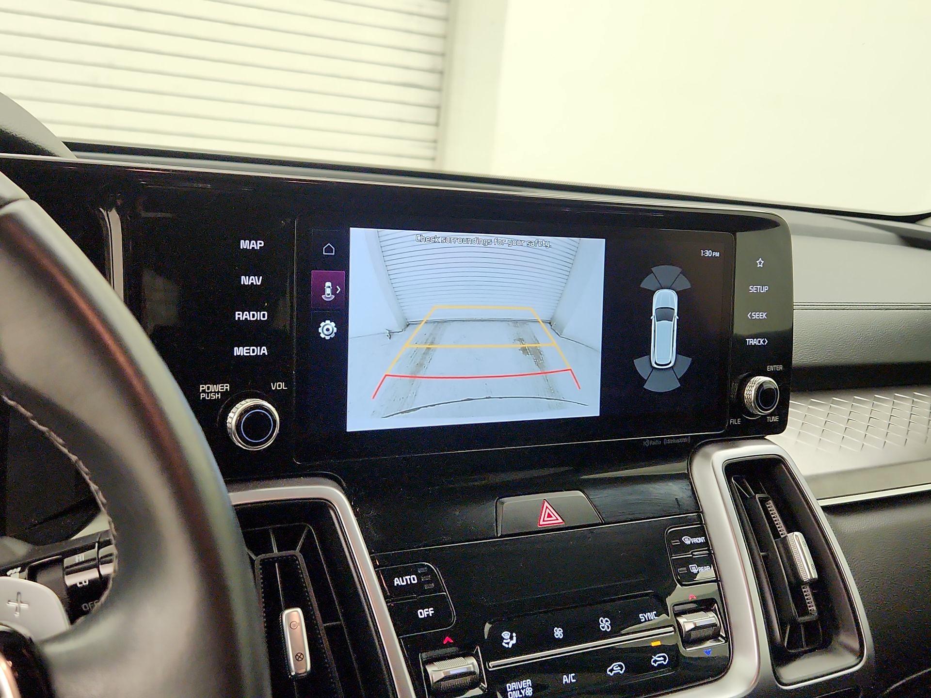 Thumbnail: 2023 Kia Sorento - 15