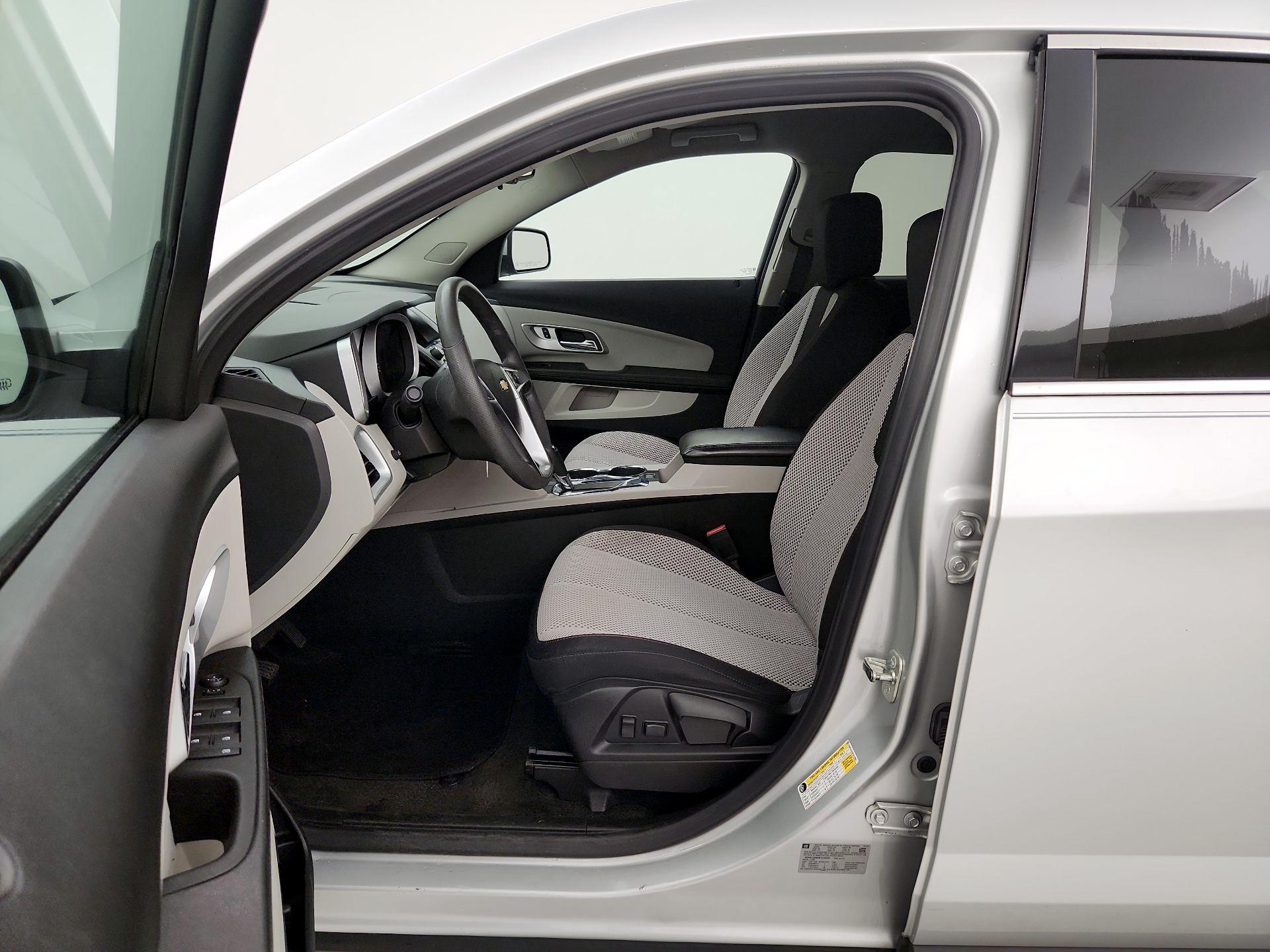 Thumbnail: 2017 Chevrolet Equinox - 11
