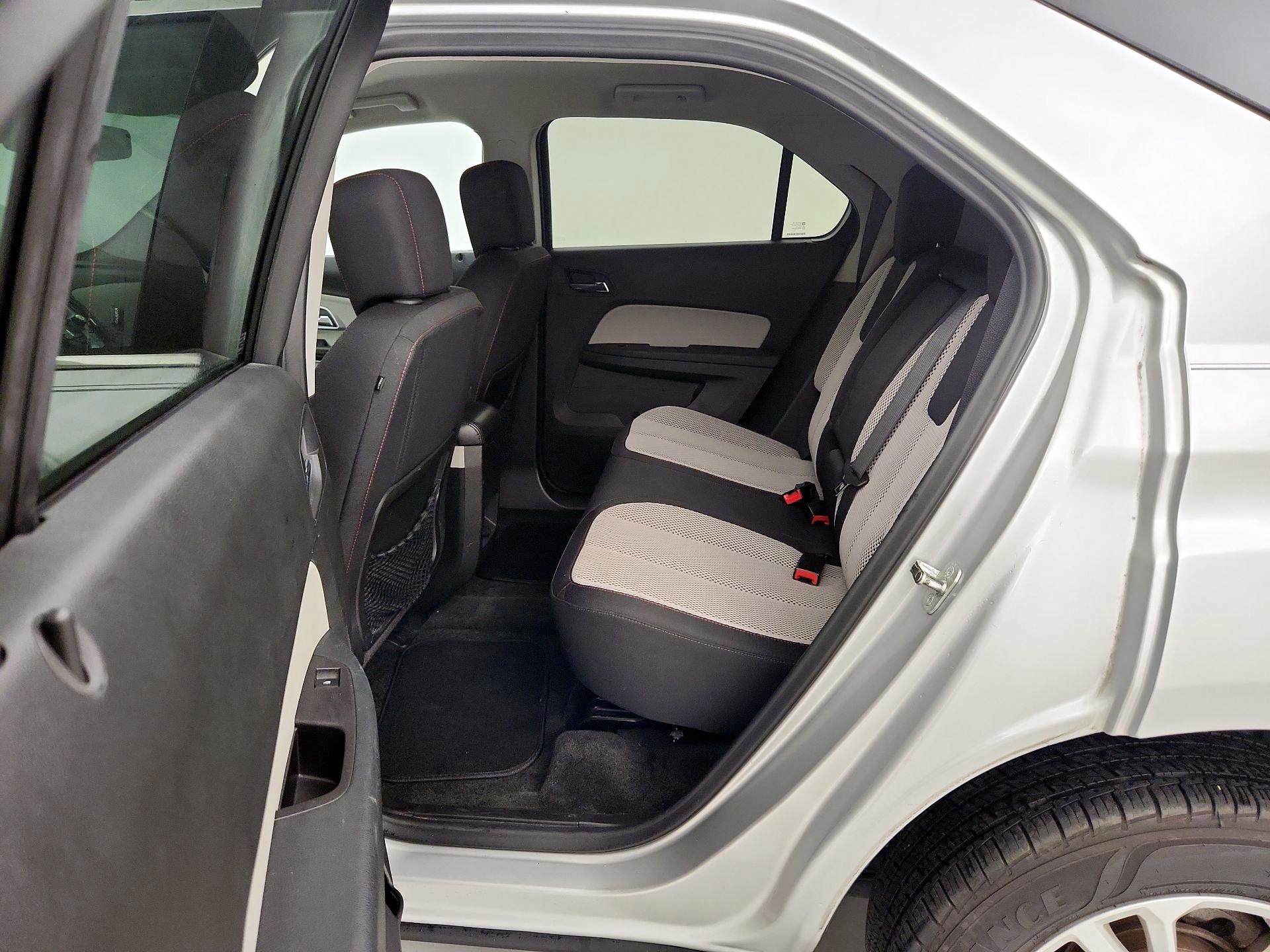 Thumbnail: 2017 Chevrolet Equinox - 18
