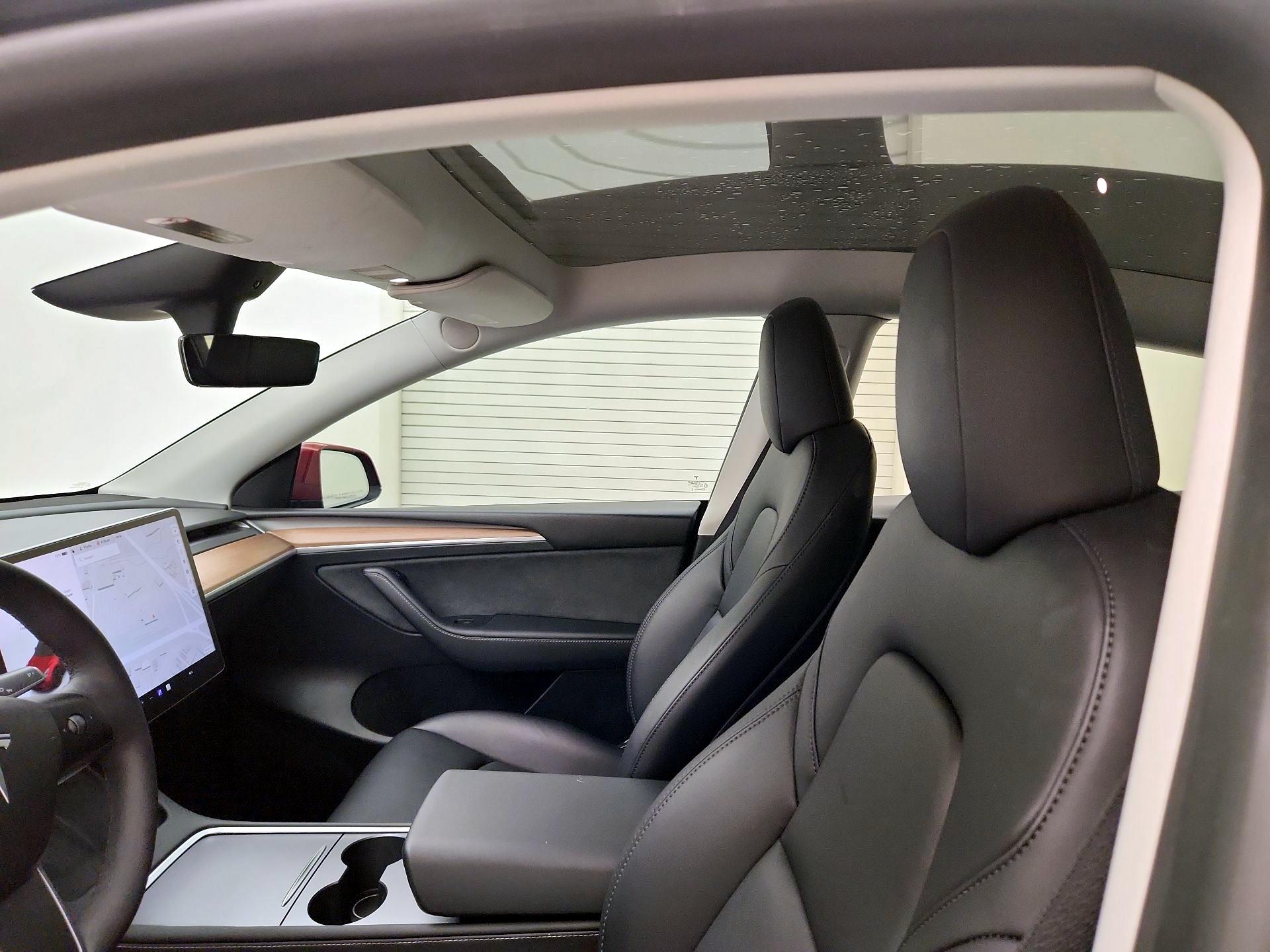 Thumbnail: 2023 Tesla Model Y - 18