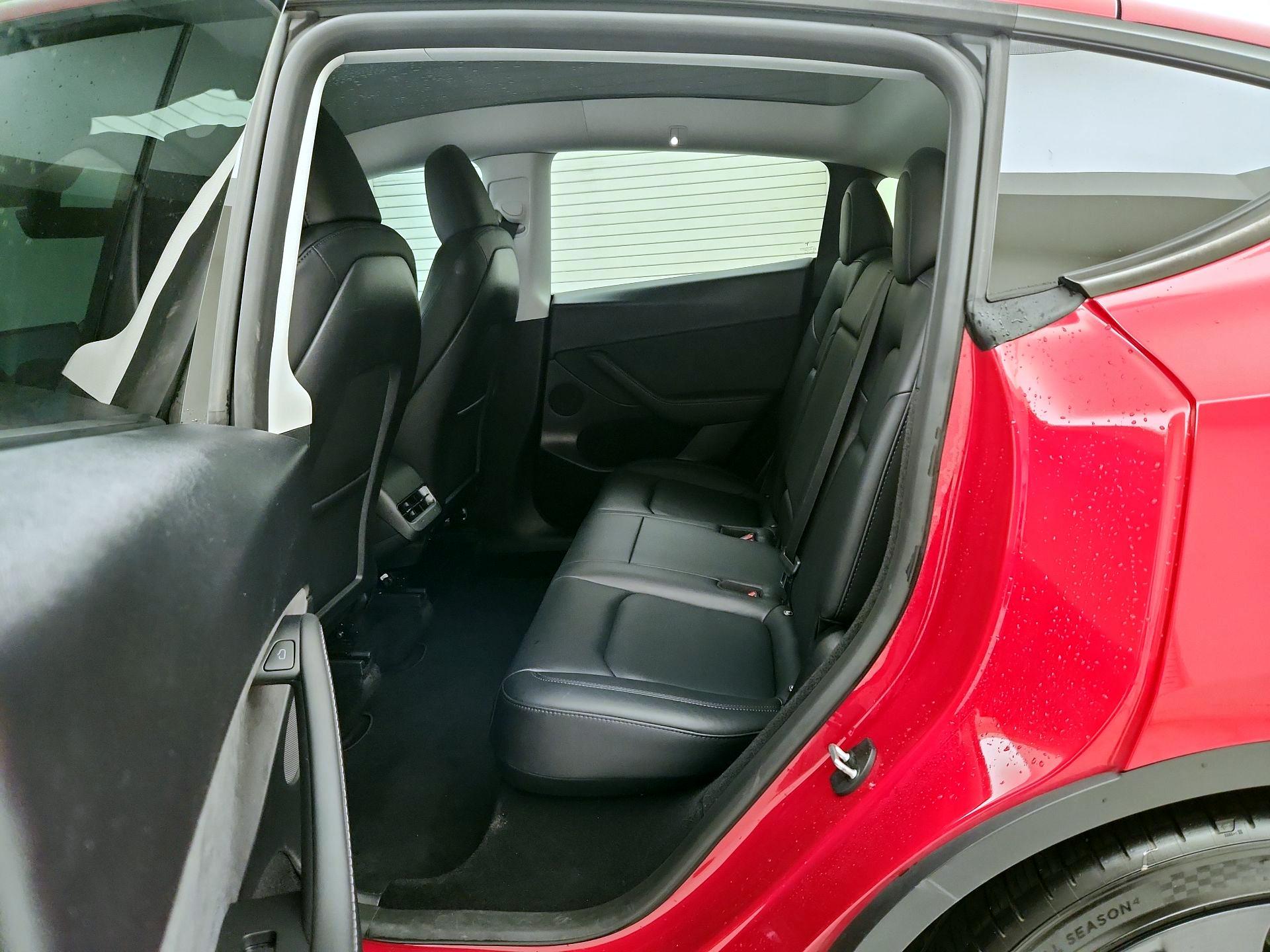 Thumbnail: 2023 Tesla Model Y - 19