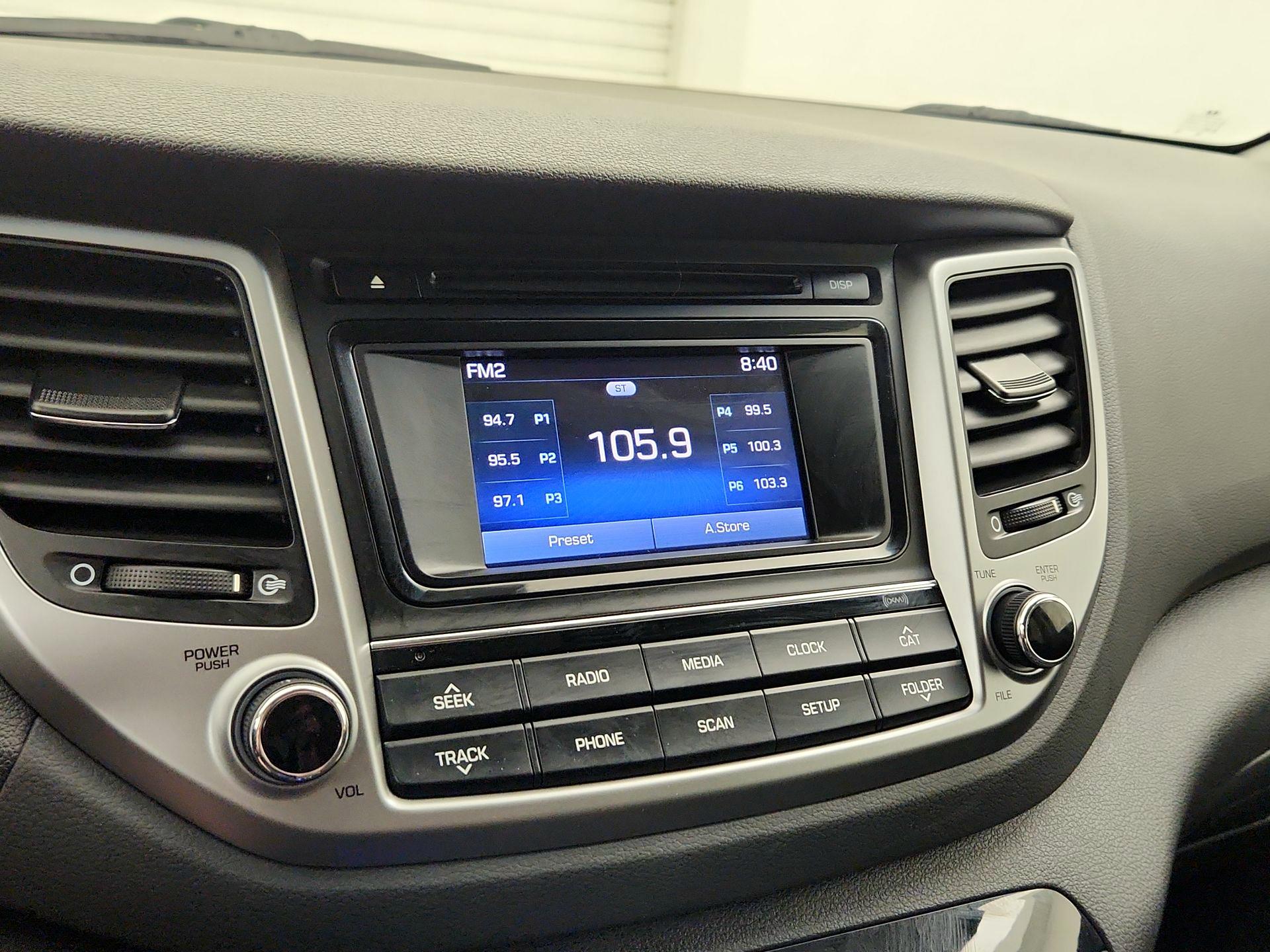 Thumbnail: 2016 Hyundai Tucson - 15