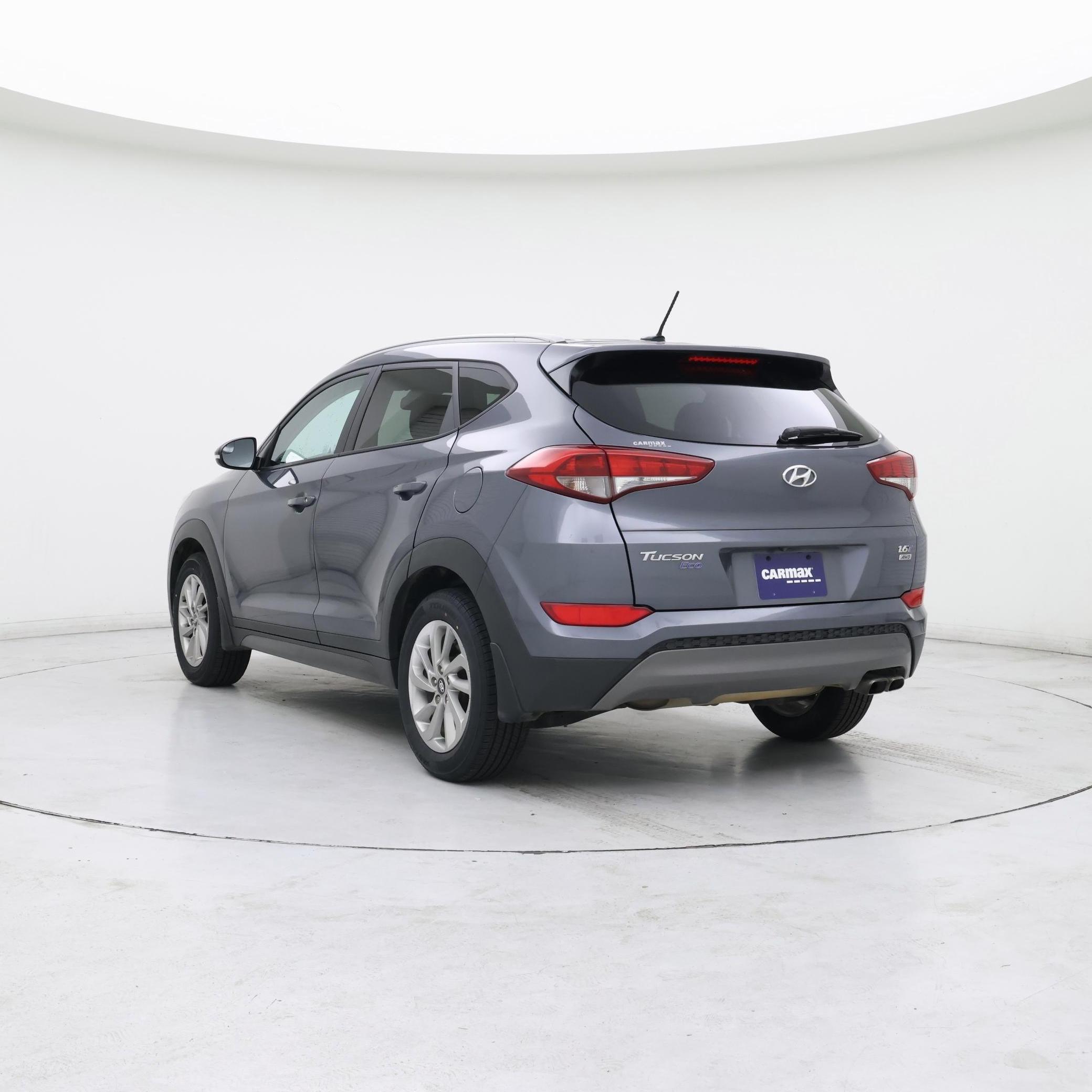 Thumbnail: 2016 Hyundai Tucson - 2