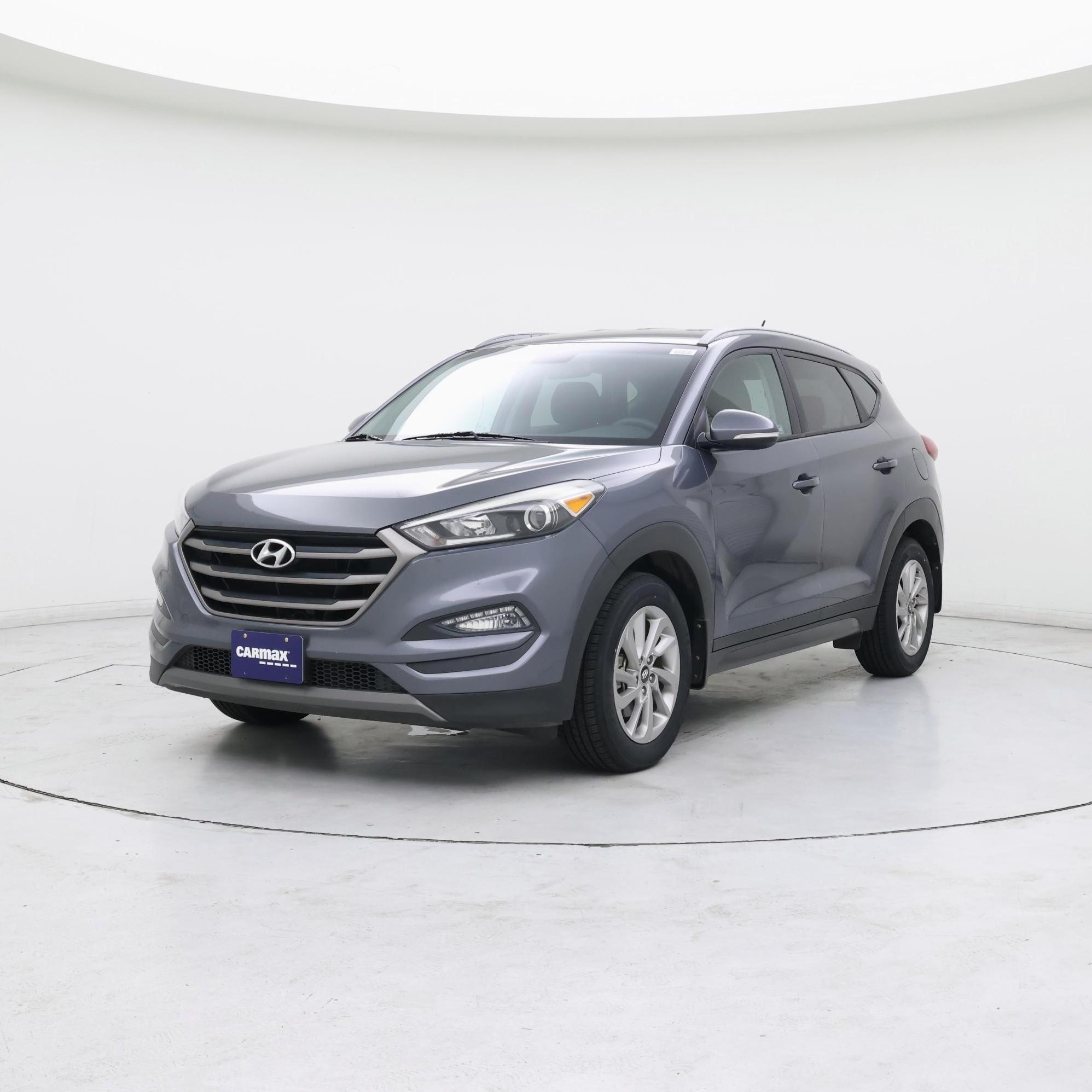 Thumbnail: 2016 Hyundai Tucson - 4