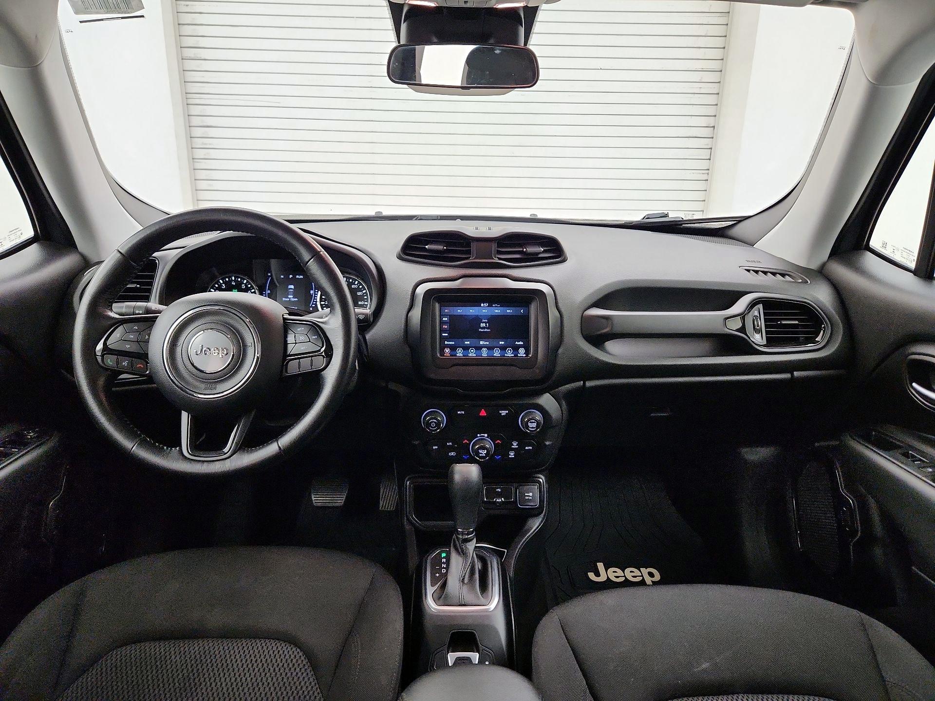 Thumbnail: 2018 Jeep Renegade - 9