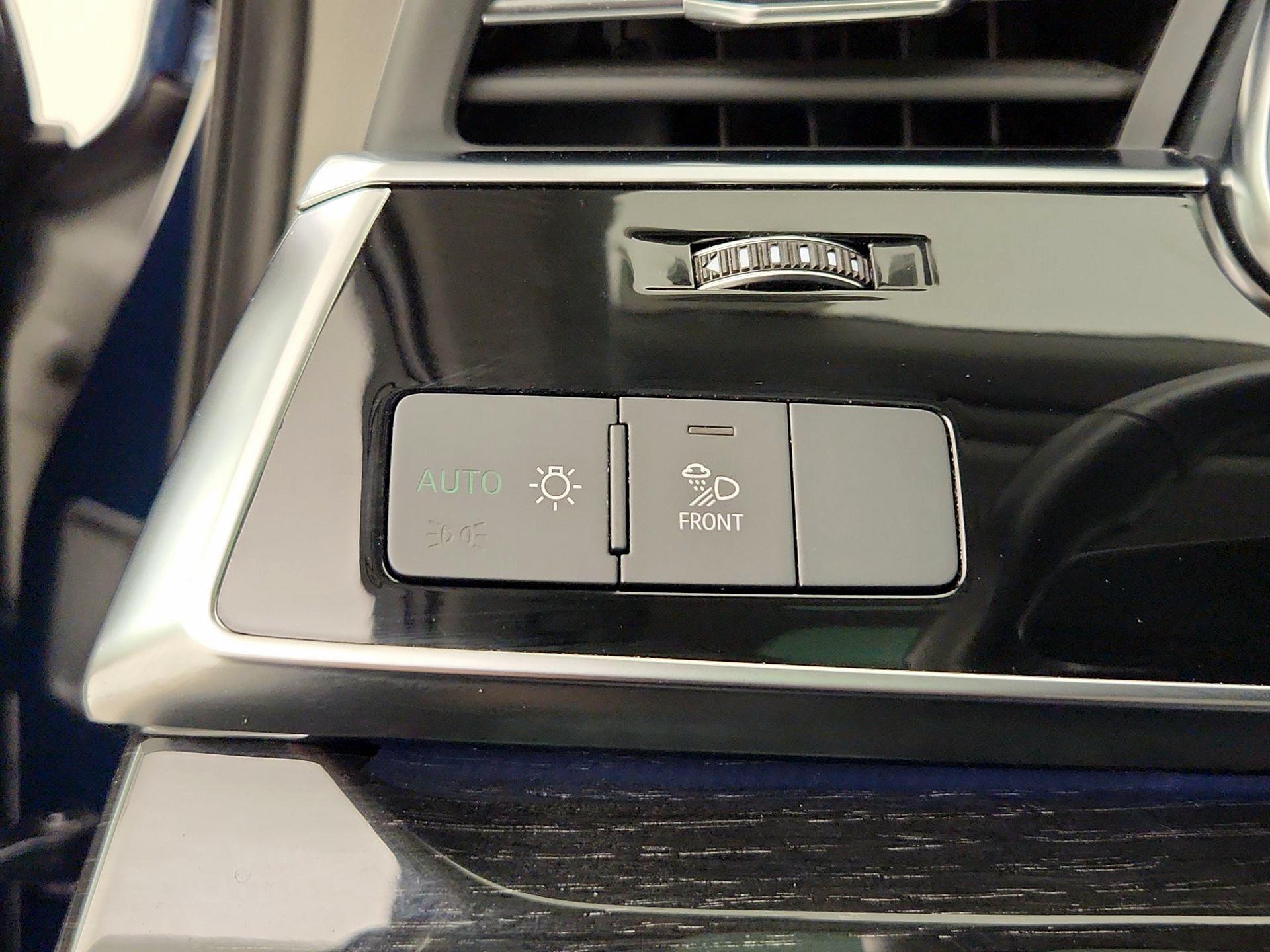 Thumbnail: 2022 Audi Q7 - 13