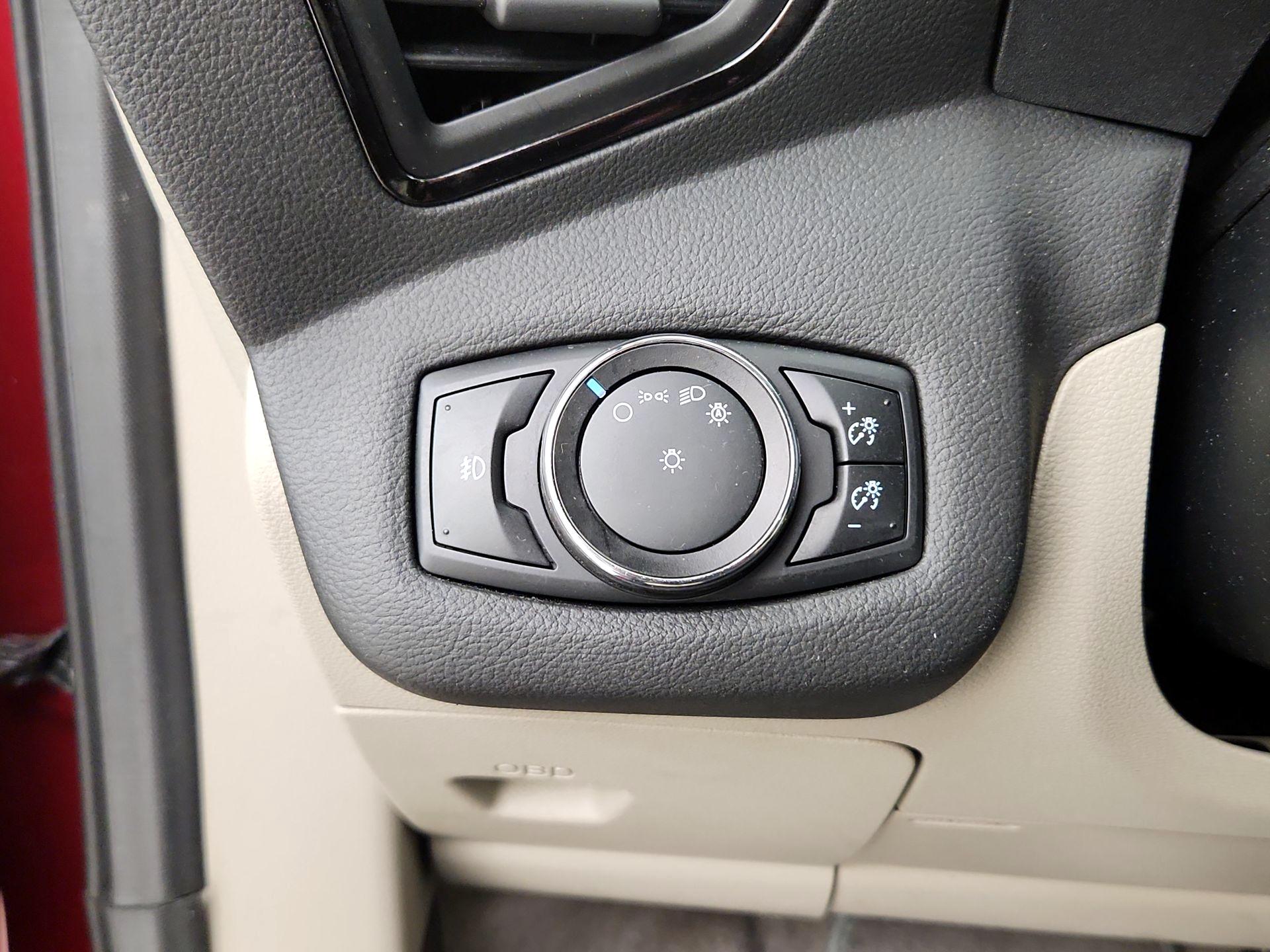 Thumbnail: 2014 Ford Escape - 13