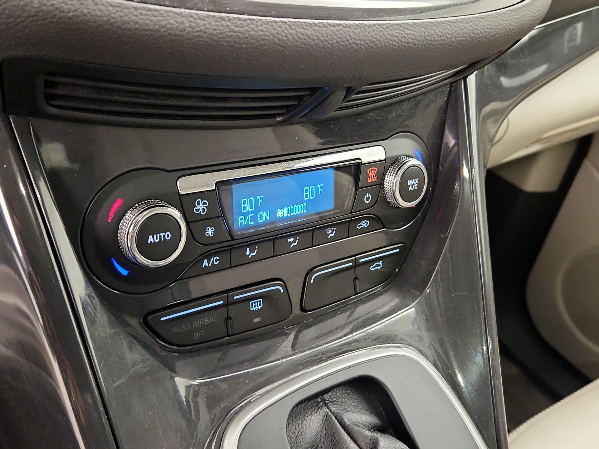 Thumbnail: 2014 Ford Escape - 17