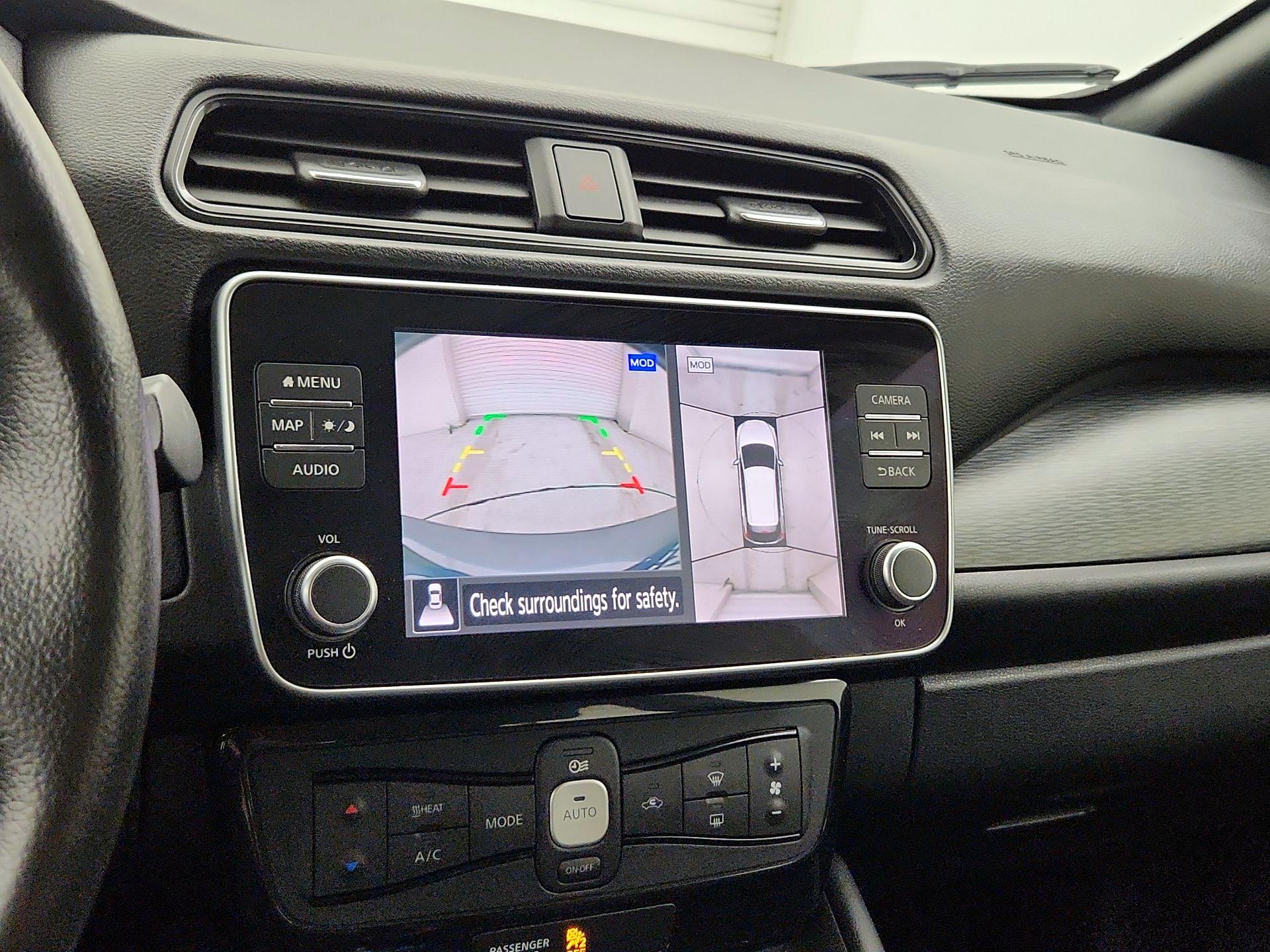 Thumbnail: 2021 Nissan Leaf - 15