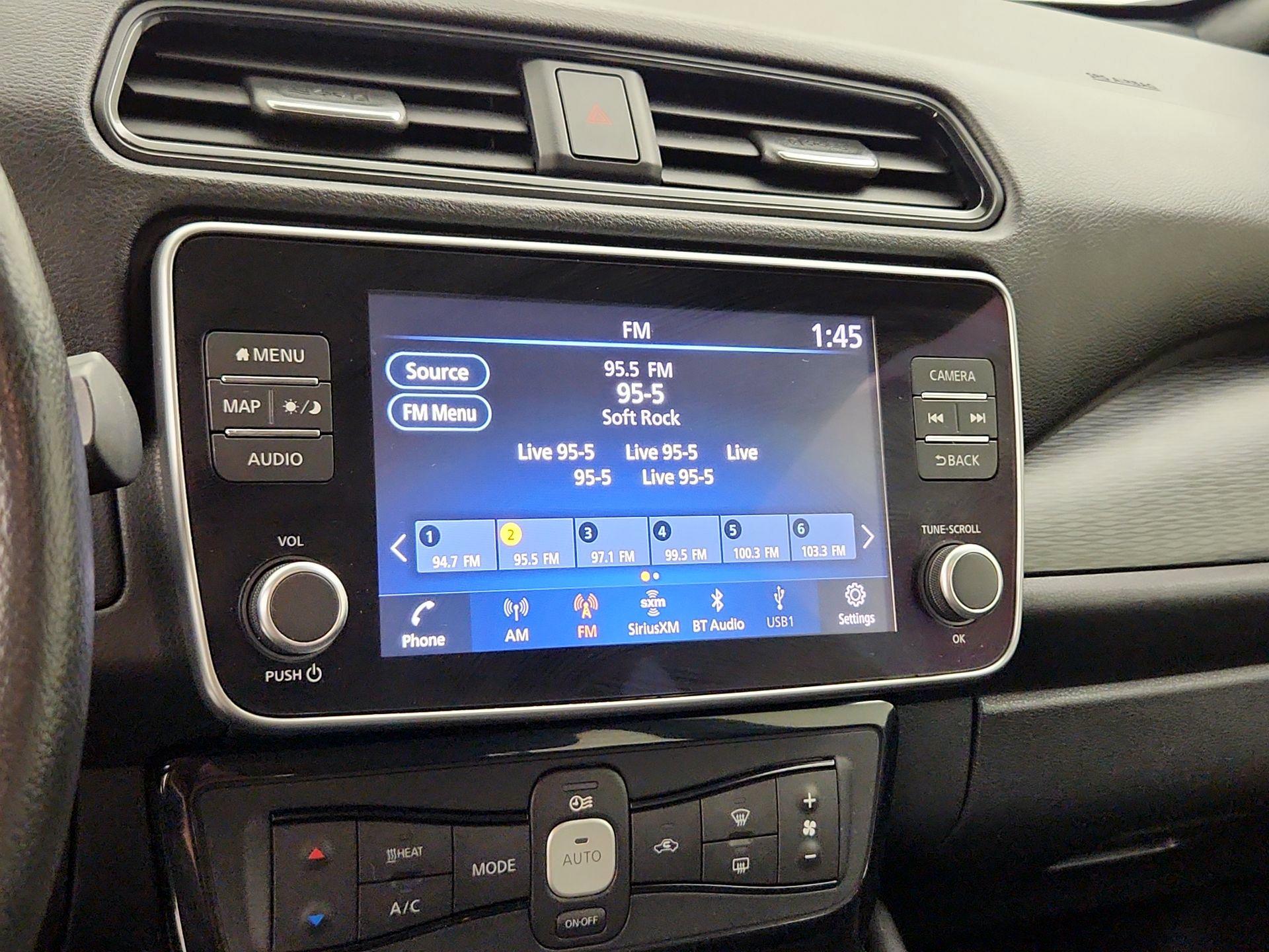 Thumbnail: 2021 Nissan Leaf - 16