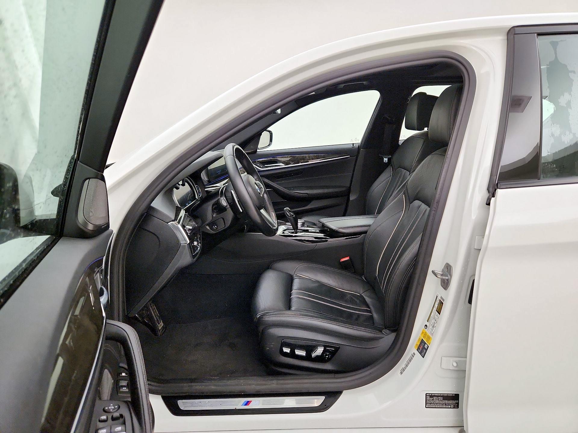 Thumbnail: 2018 BMW 5 Series - 11