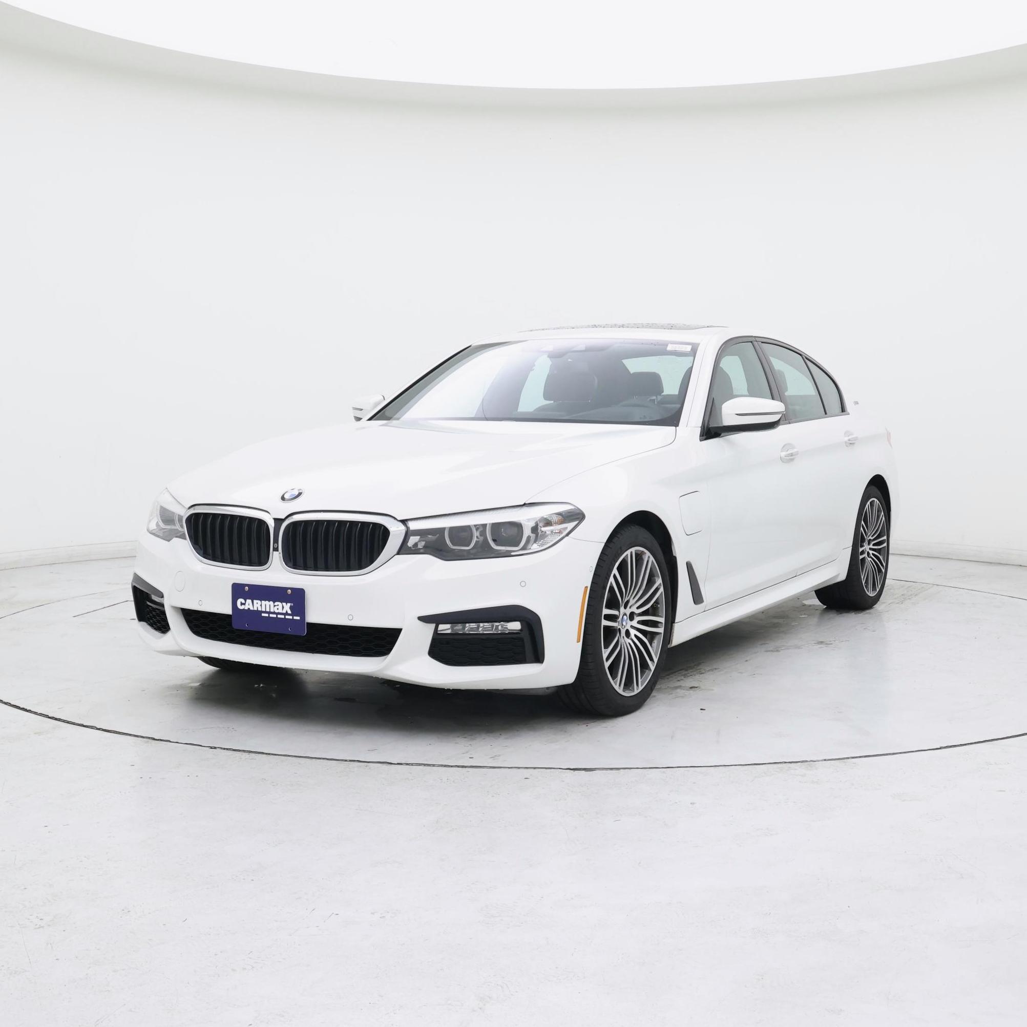 Thumbnail: 2018 BMW 5 Series - 4