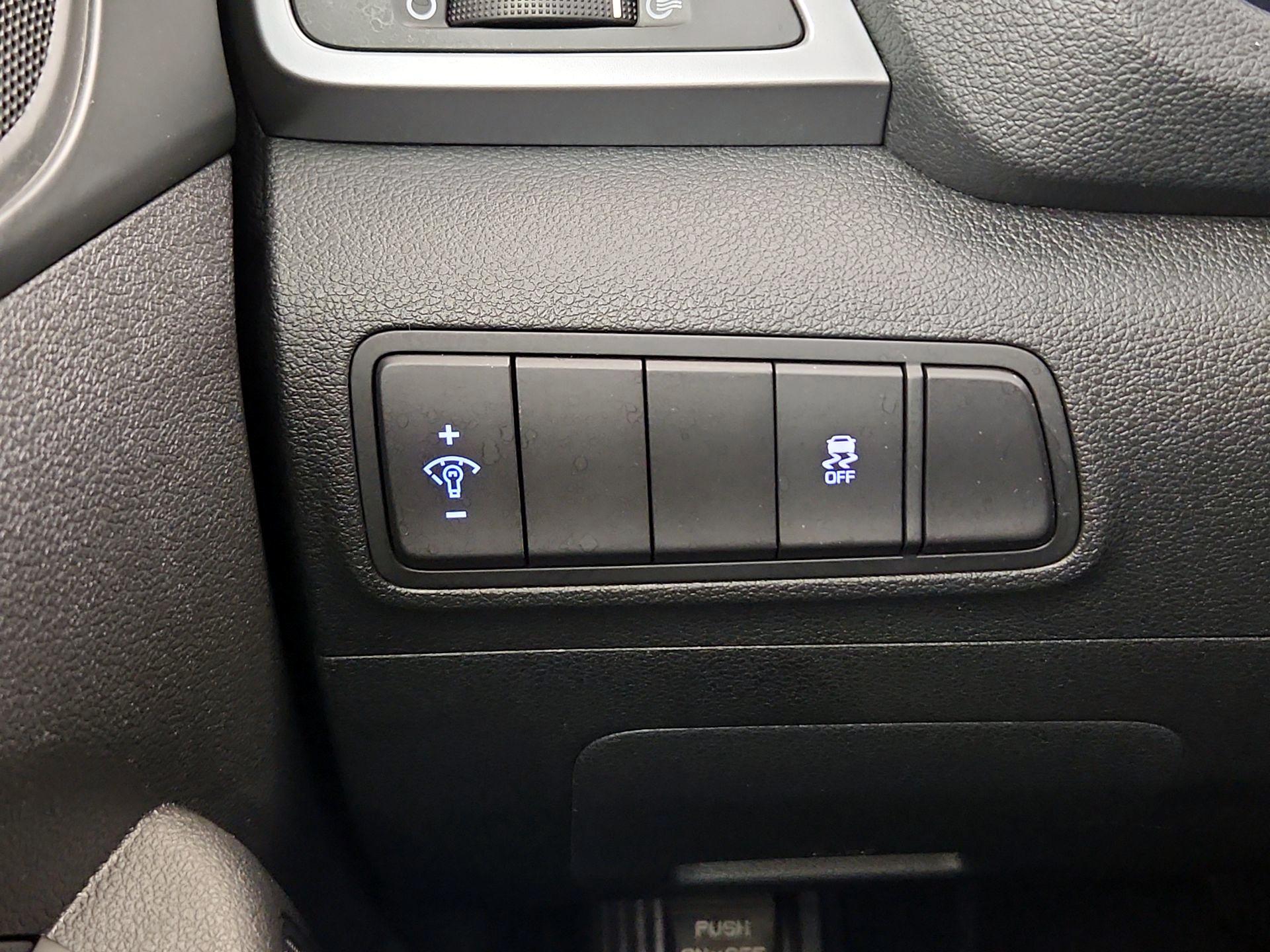 Thumbnail: 2017 Hyundai Tucson - 13