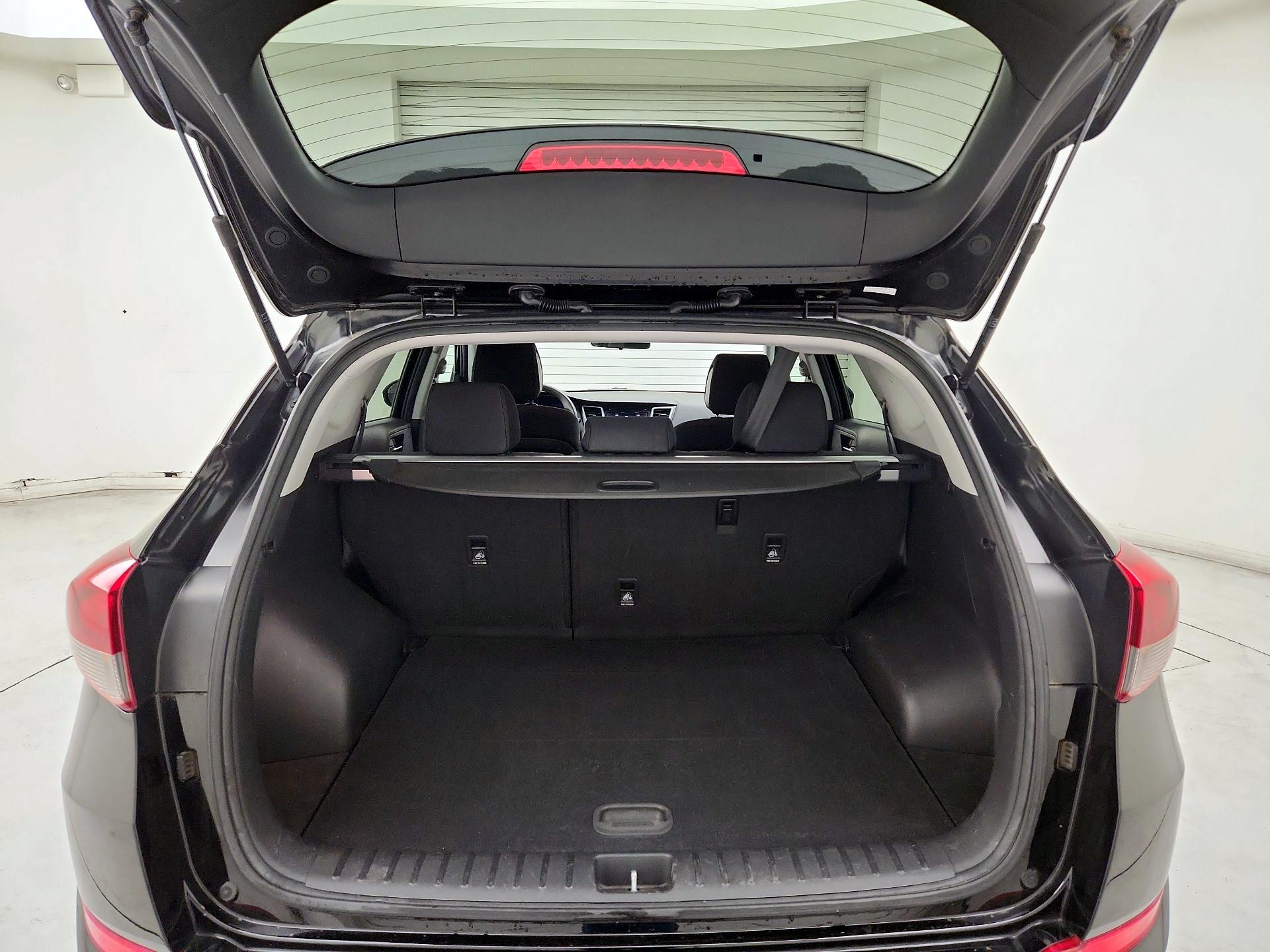 Thumbnail: 2017 Hyundai Tucson - 20