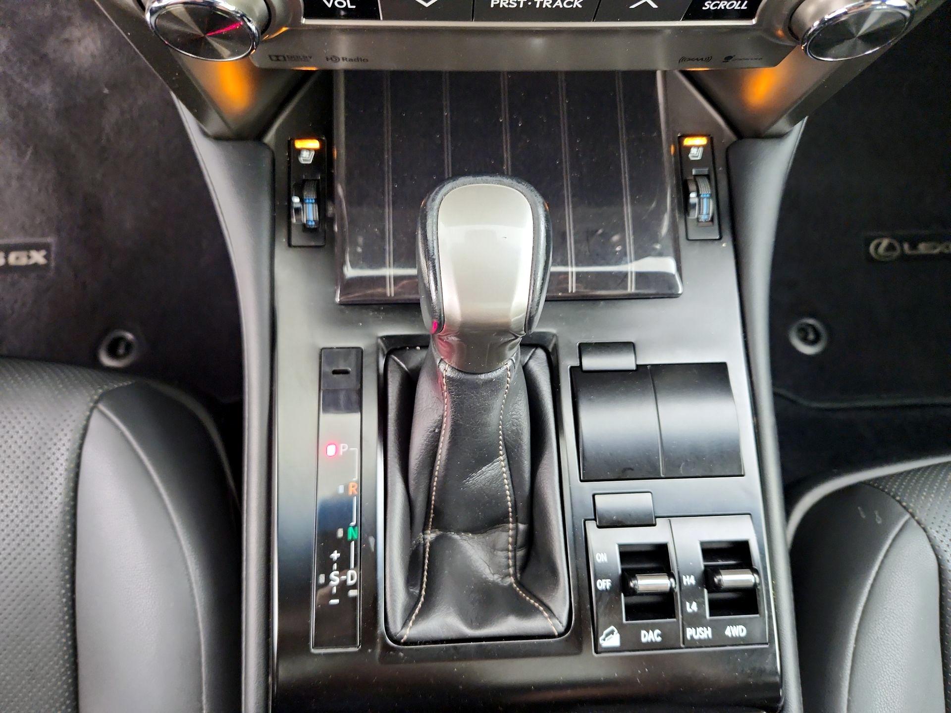 Thumbnail: 2020 Lexus GX - 18