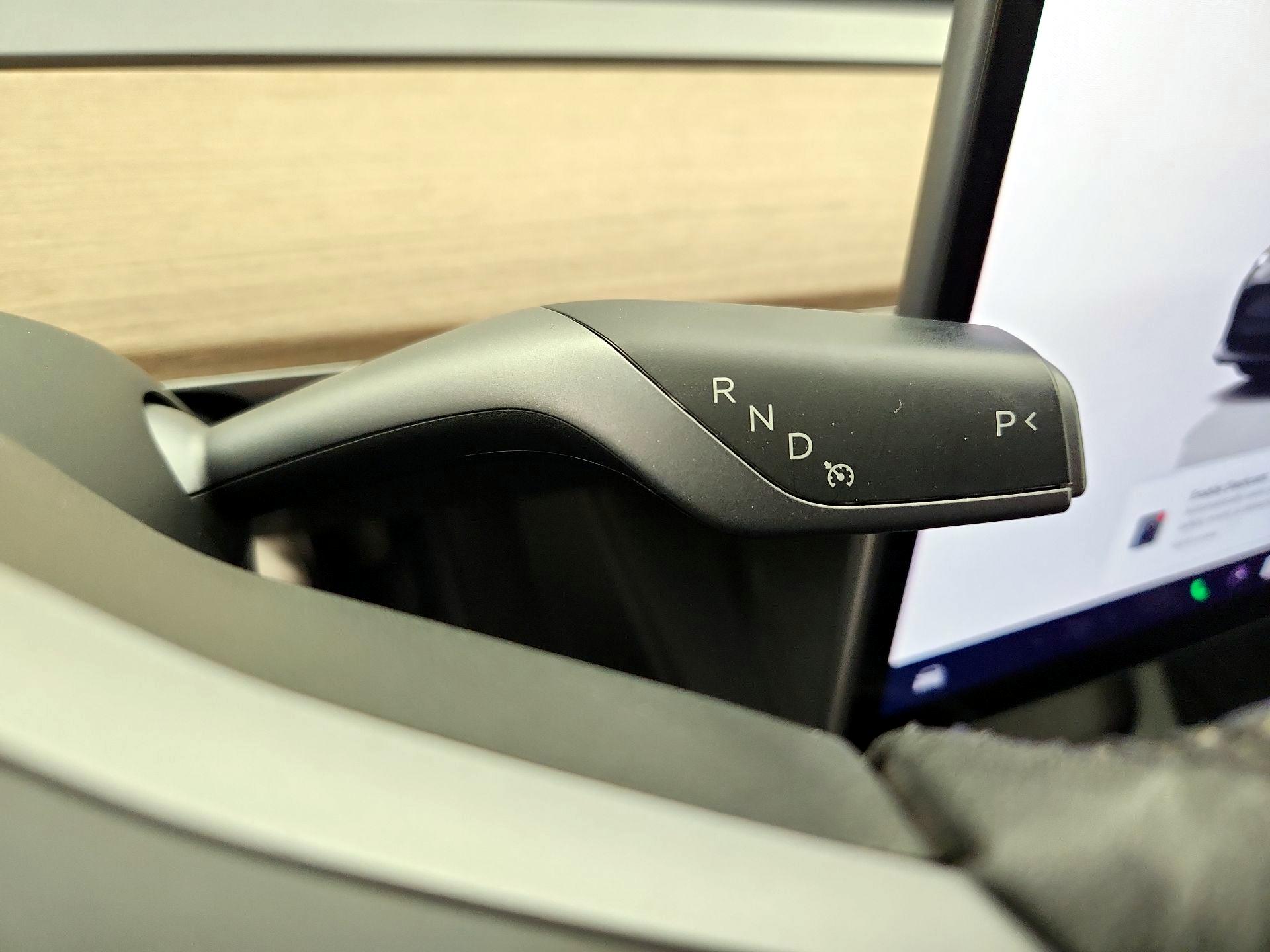 Thumbnail: 2022 Tesla Model 3 - 17