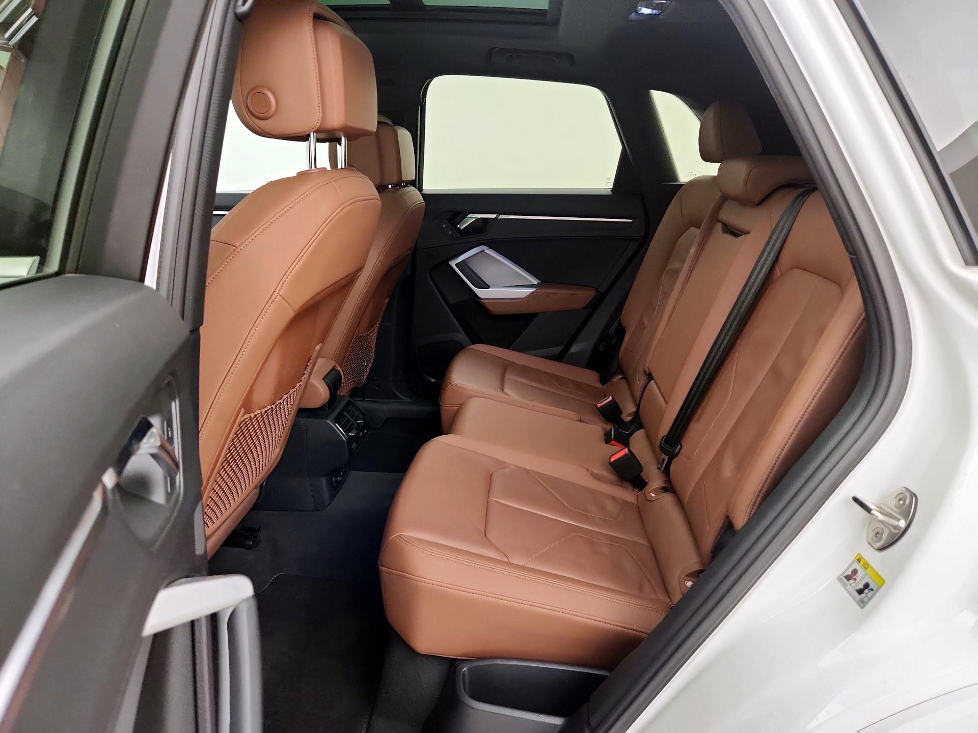 Thumbnail: 2023 Audi Q3 - 20