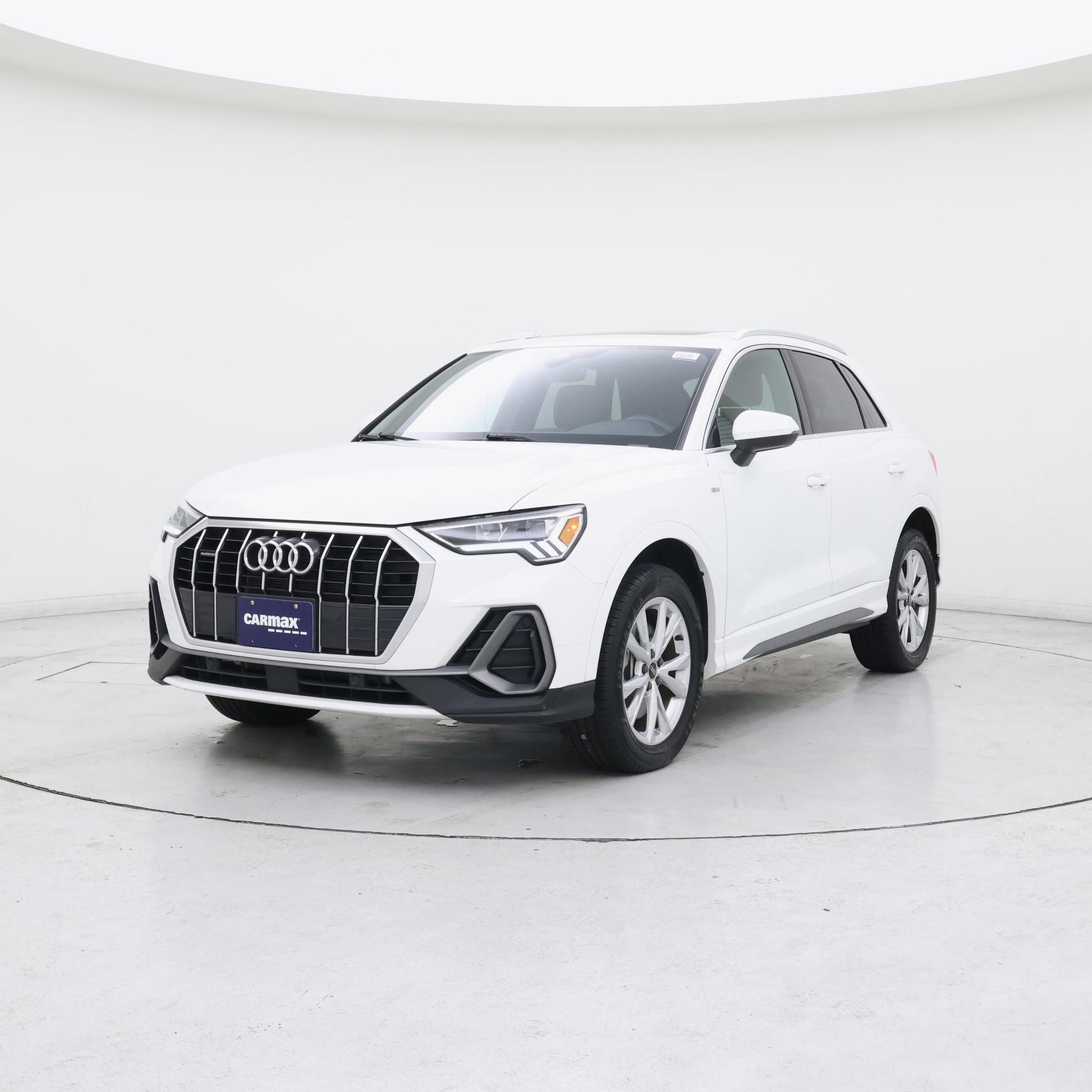 Thumbnail: 2023 Audi Q3 - 4