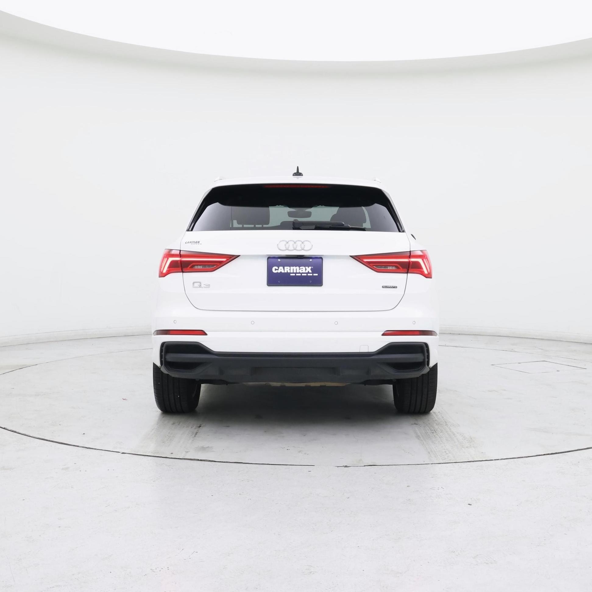 Thumbnail: 2023 Audi Q3 - 6