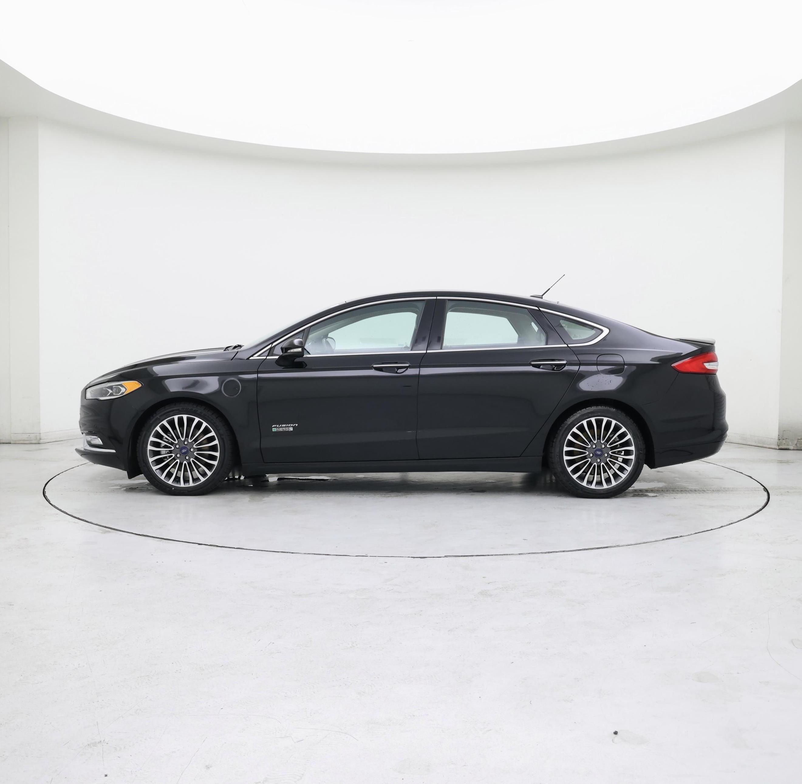 Thumbnail: 2017 Ford Fusion - 3