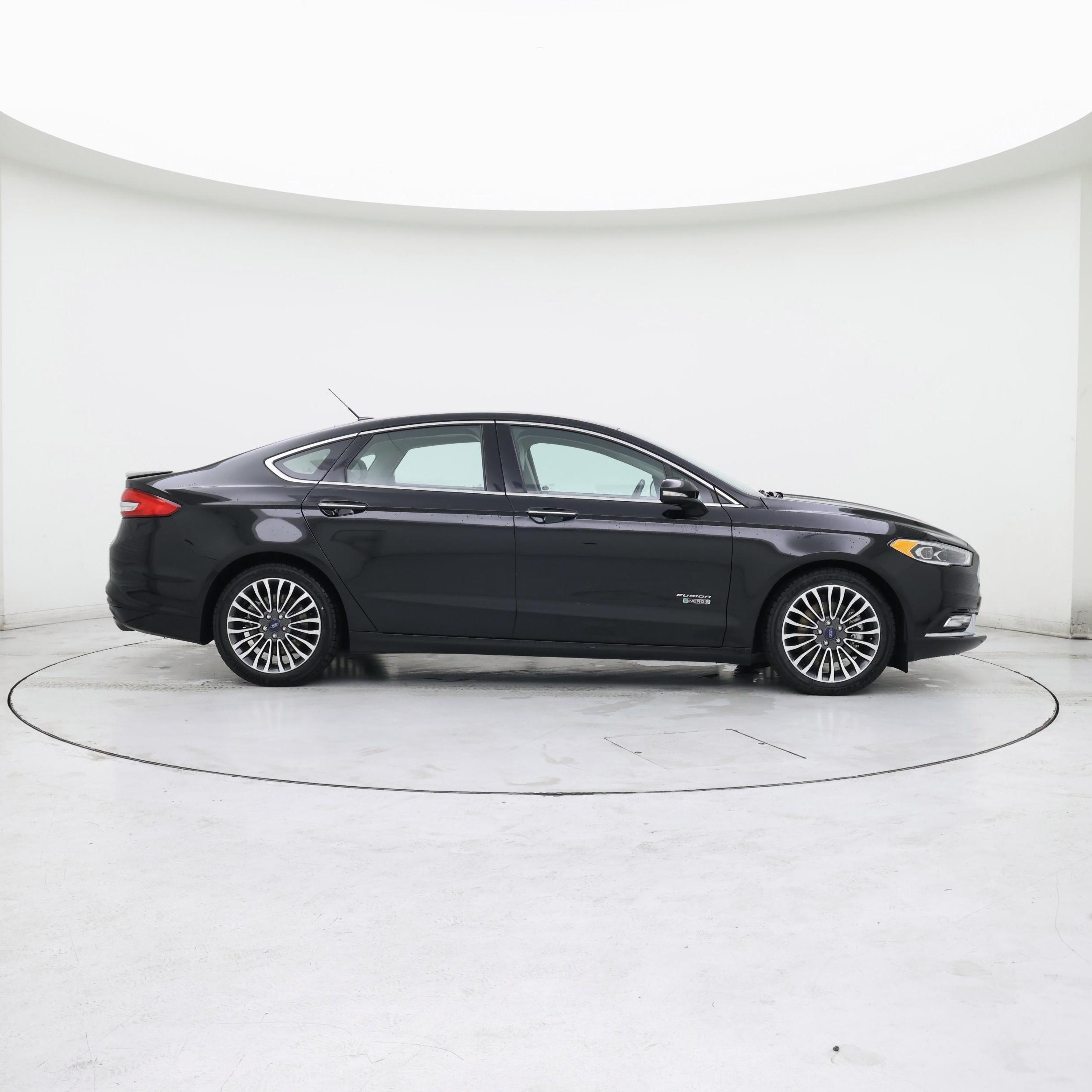 Thumbnail: 2017 Ford Fusion - 7